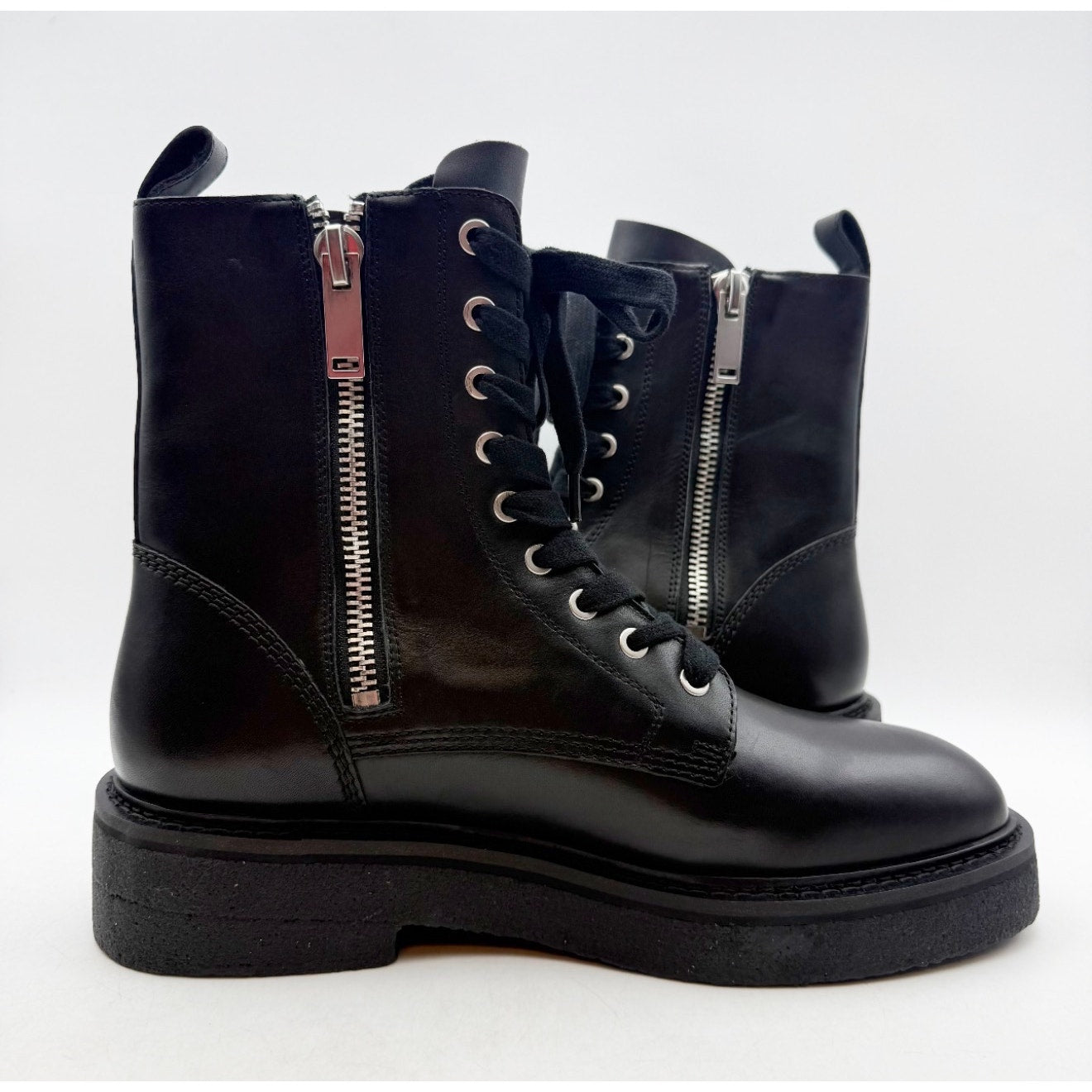 Saint Morta Men's Chunky Boot Size 9 Black Leather Lace Up Combat NIB