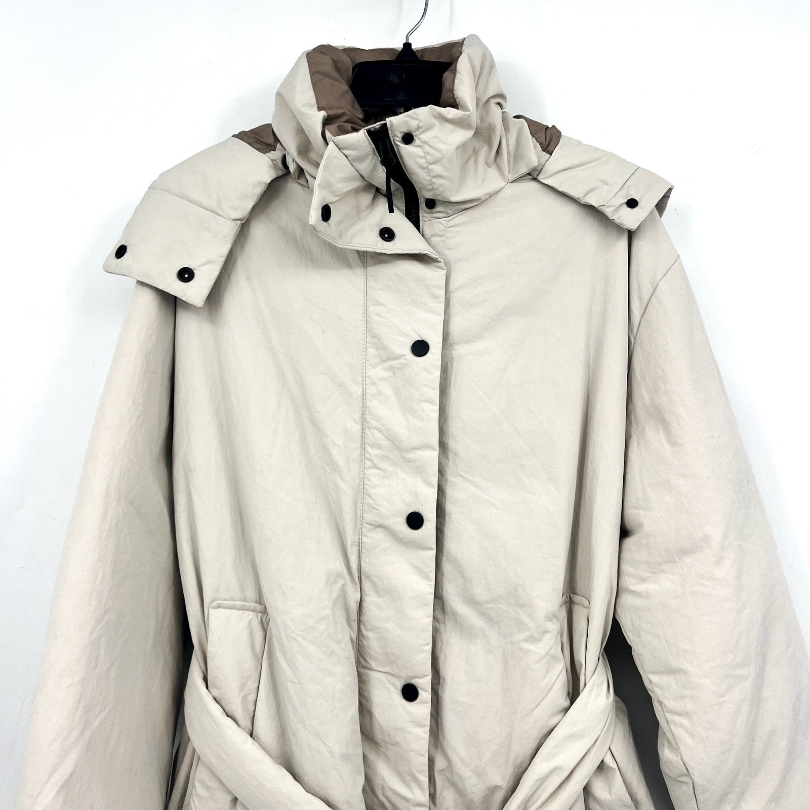 Everlane Womens The Duvet Down Puffer Coat Medium Cream Down Long Belted NWT