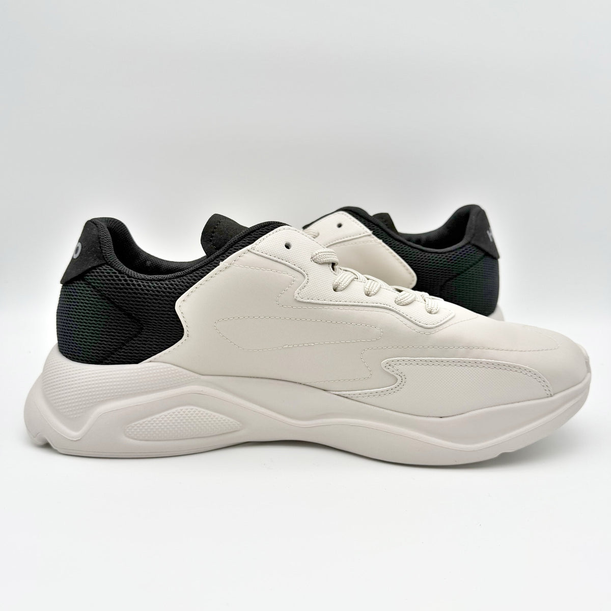 HUGO Mens Leon Casual Sneakers Size 12 EU 45 Light Grey White Hugo Boss NIB