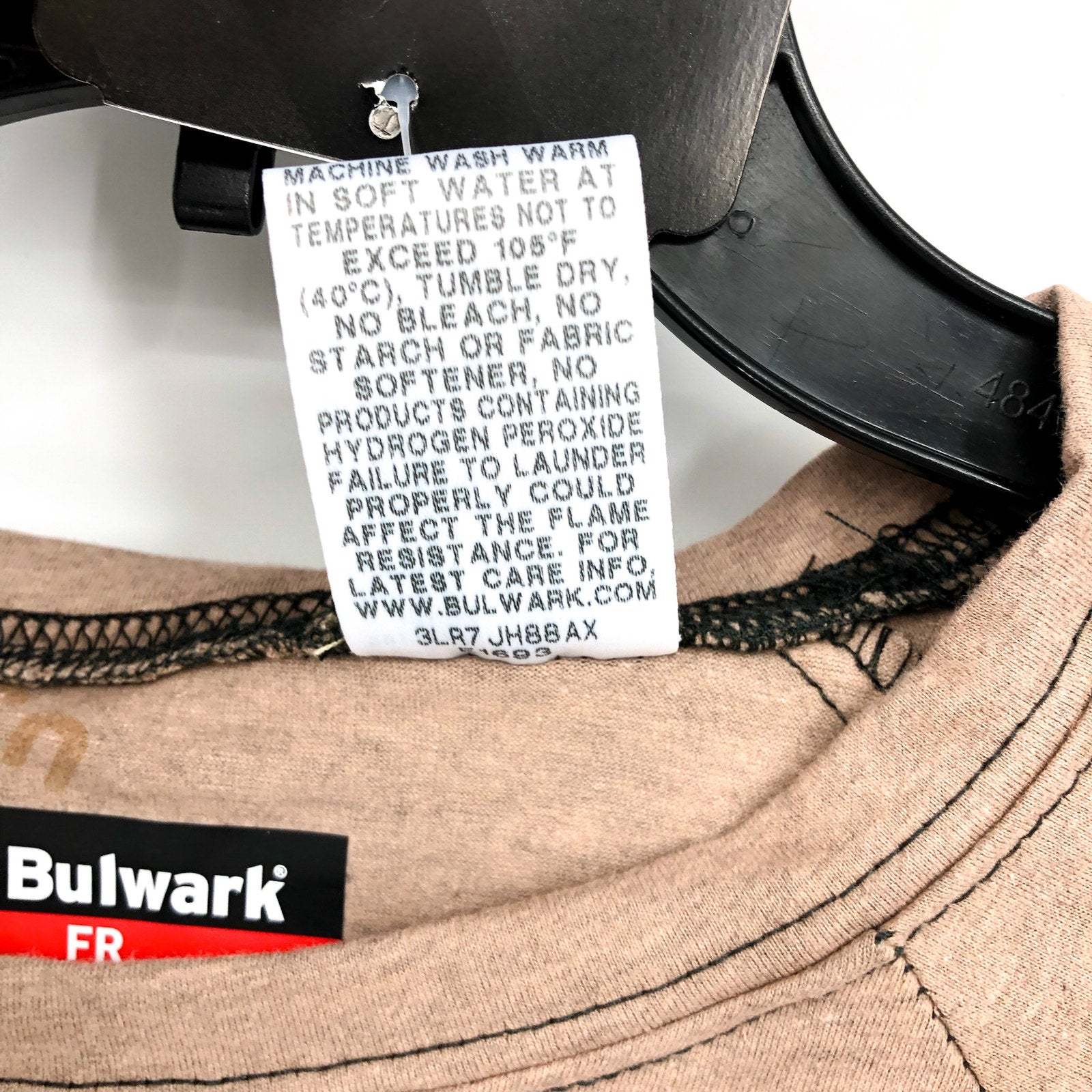 BULWARK Men’s FR Long Sleeve Shirt XXL Khaki Black Chest Pocket Base Layer NWT