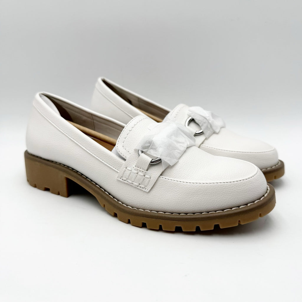 DV by Dolce Vita Womens Chressly Loafers Size 6.5 White Vegan Leather NWOB