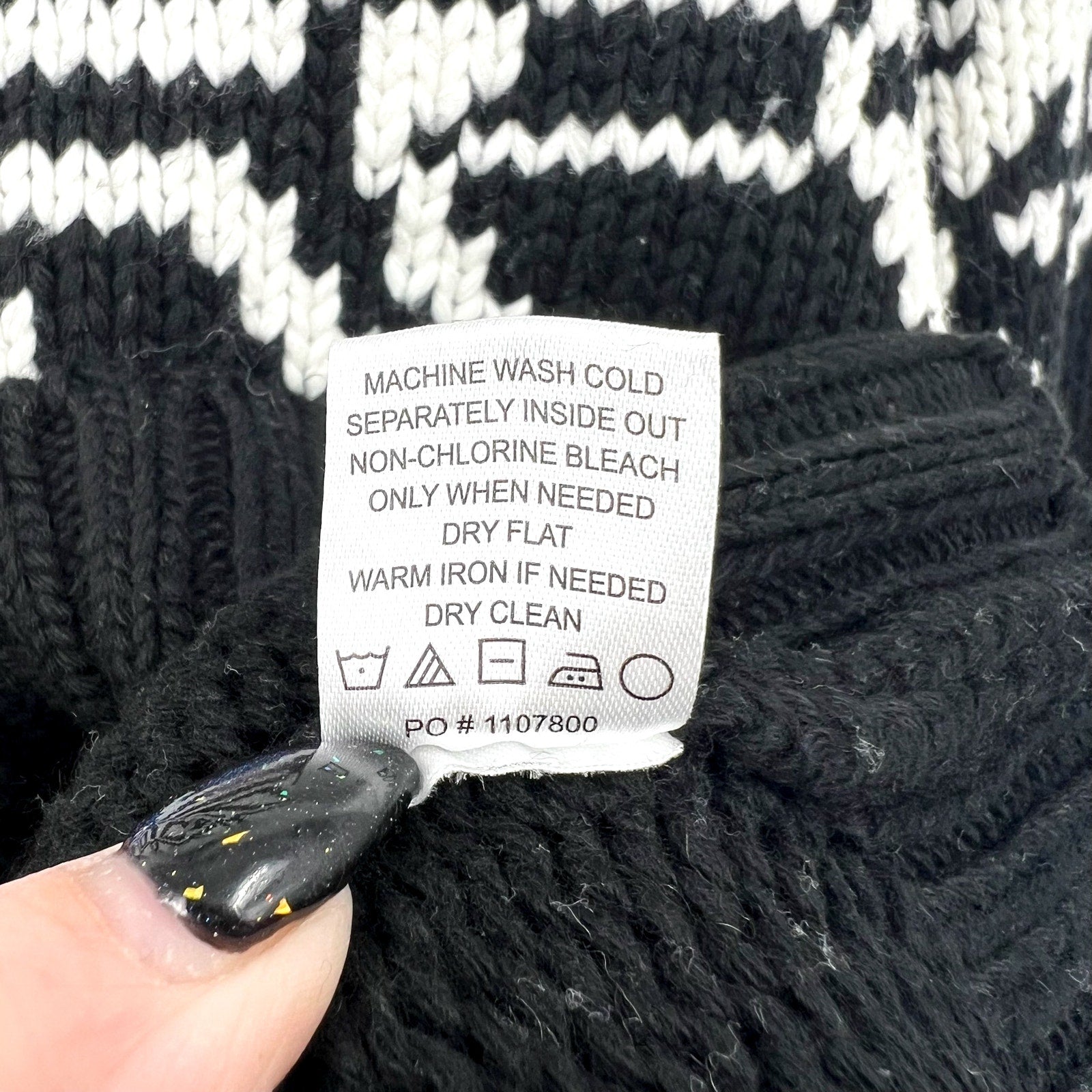 SHOW ME YOUR MUMU Stowe Sweater XS BLACK WHITE Snowflake Knit Crewneck NWOT