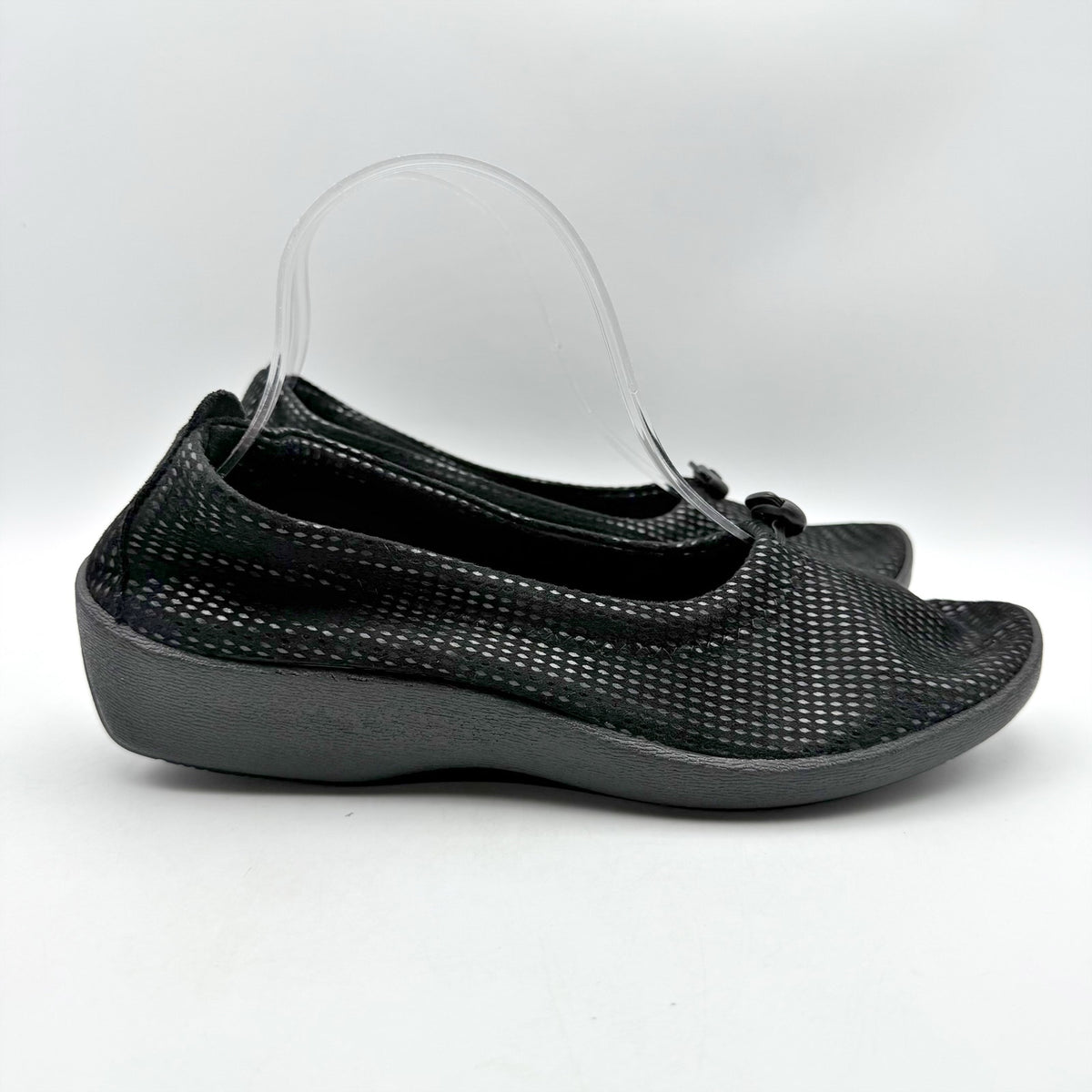Arcopedico Womens L14 Slip On Flats EU 36 US 5.5-6 Black Water Resistant NWOB