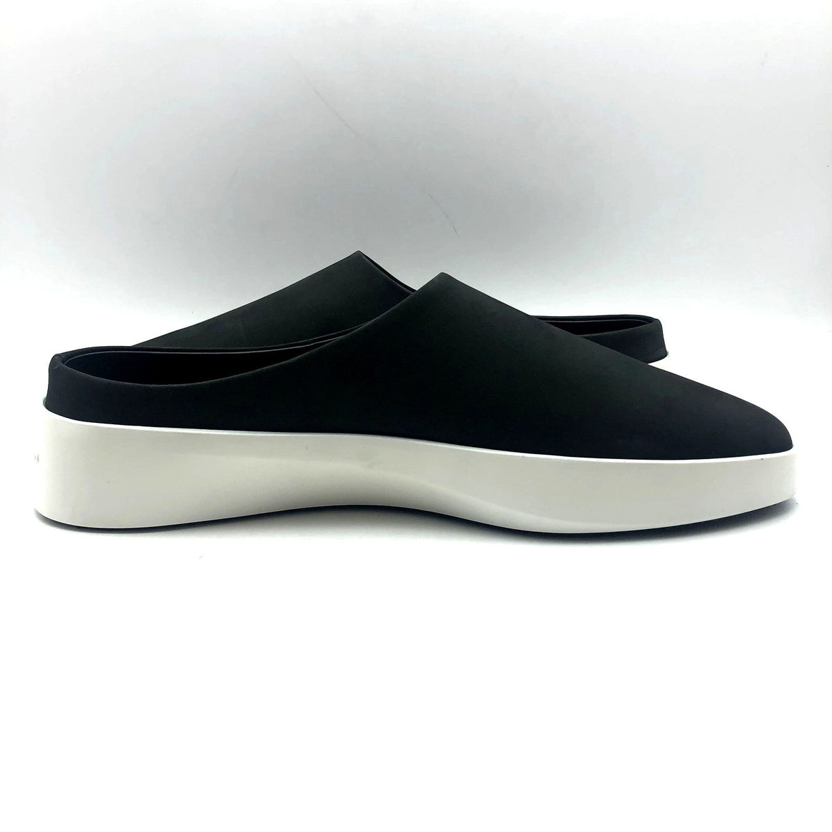 Wolf & Shepherd Cruise Mule Slip On Shoes Mens 7.5 Womens 9 Black Leather NIB
