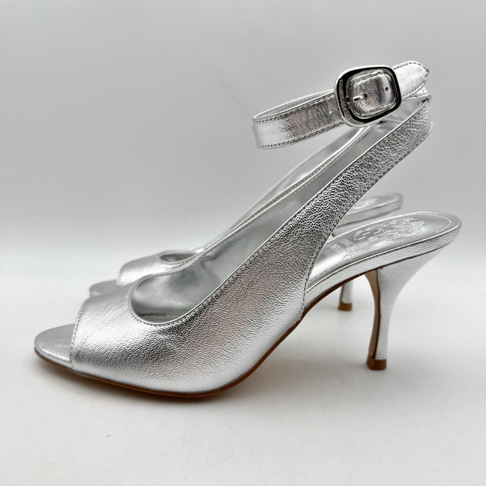 Vince Camuto Womens Pavles Ankle Strap Heeled Sandals Size 6 Silver Leather NIB