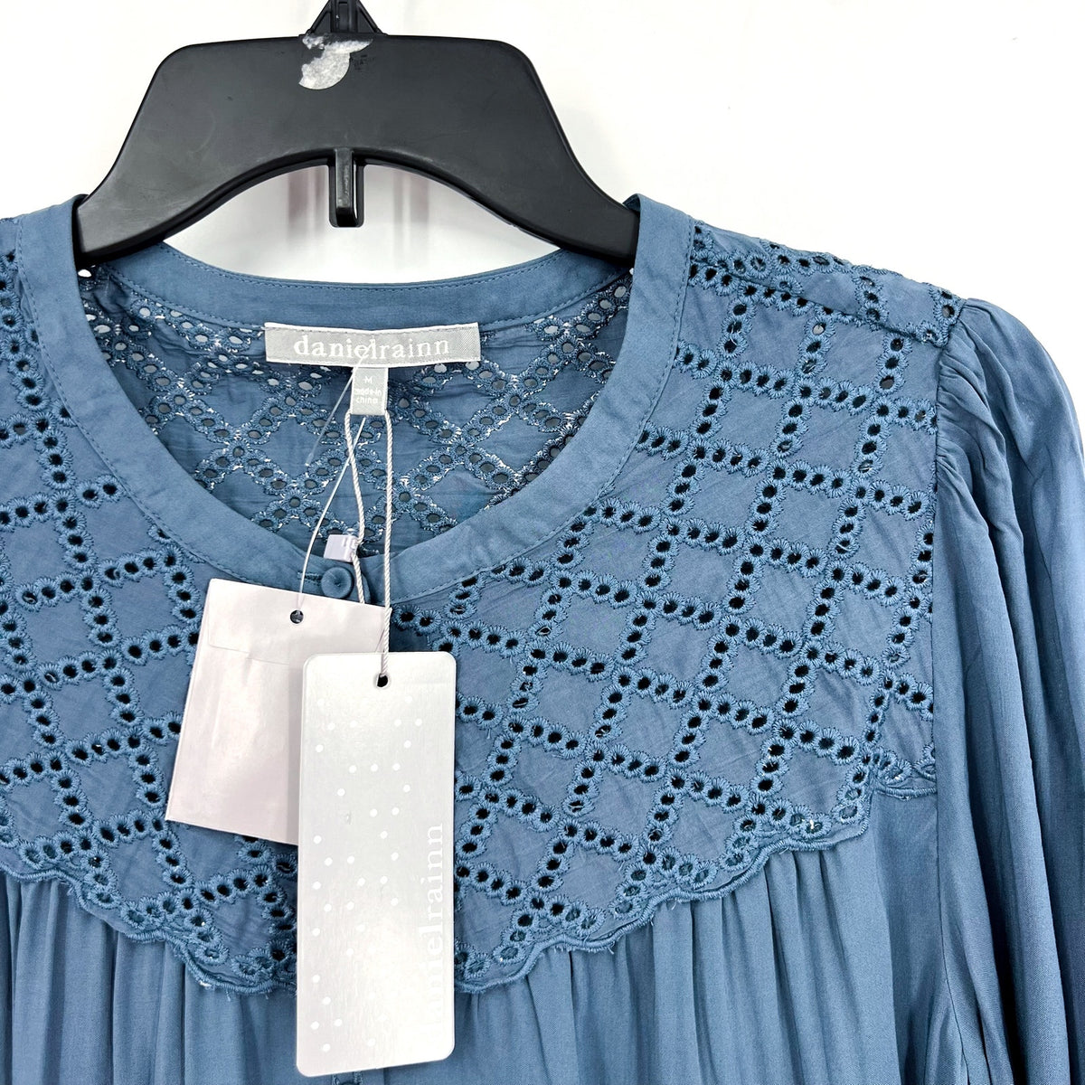 DANIEL RAINN Womens Eyelet Blouse Medium Blue Mirage Puff Long Sleeve NWT