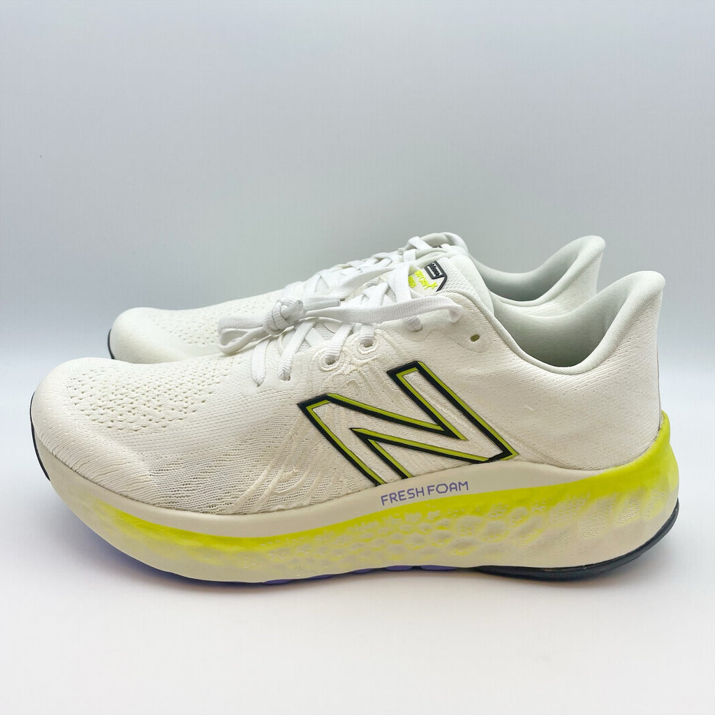 New Balance Mens Fresh Foam X Vongo v5 Sneakers US 10.5 WIDE White Green NIB