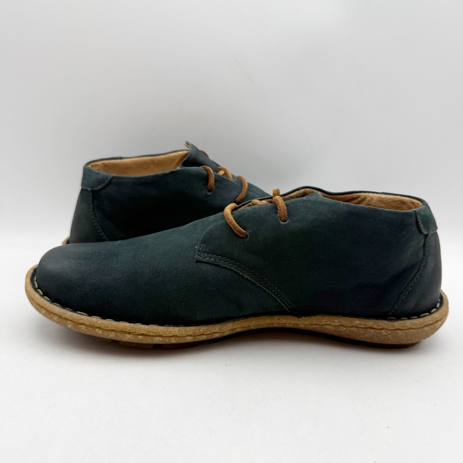 Born Womens Nuala ll Chukka Ankle Booties US 7 Navy Blue Nubuck NWOB