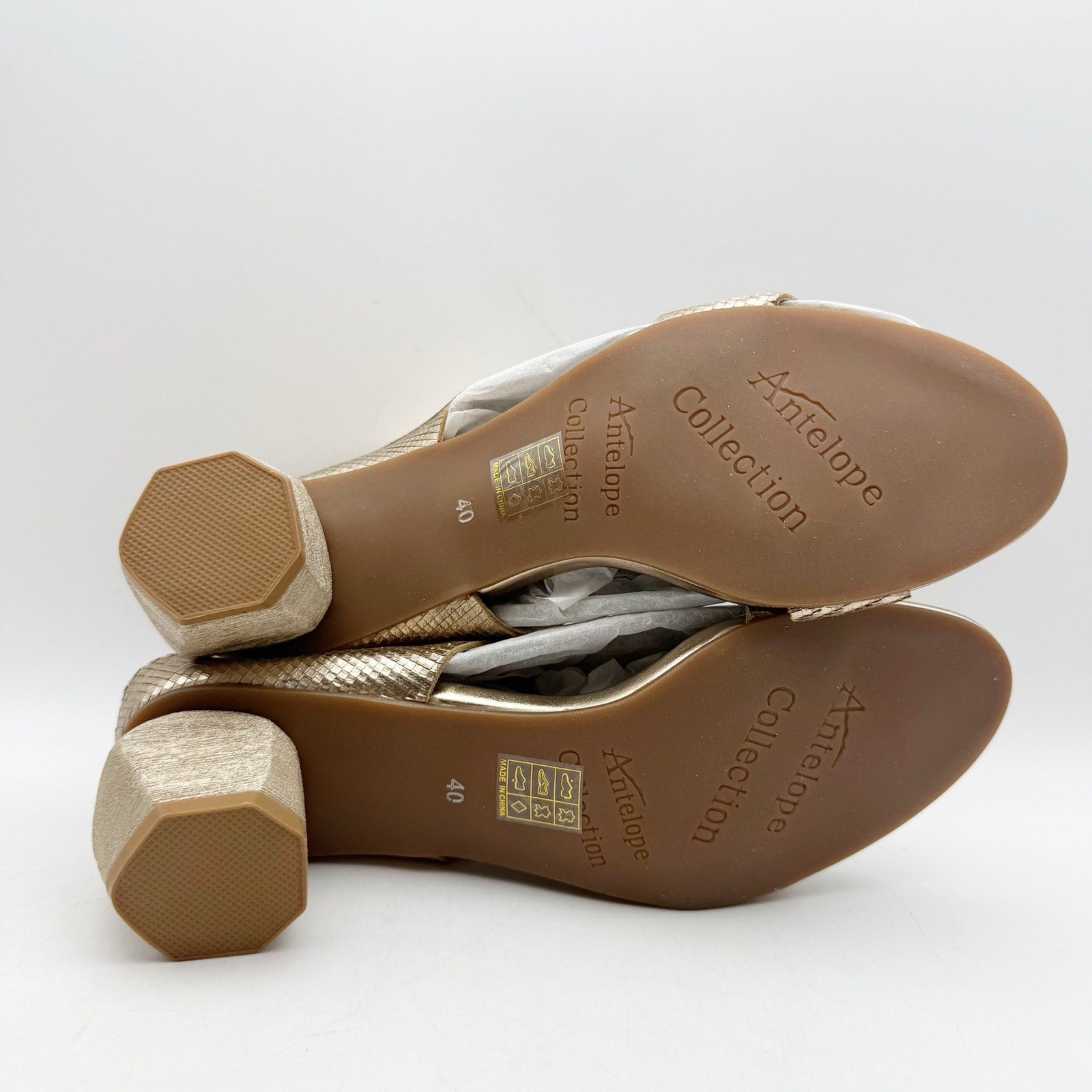 Antelope Womens Amelia Heeled Sandals EU 40 US 9.5 Gold Textured Leather NWOB