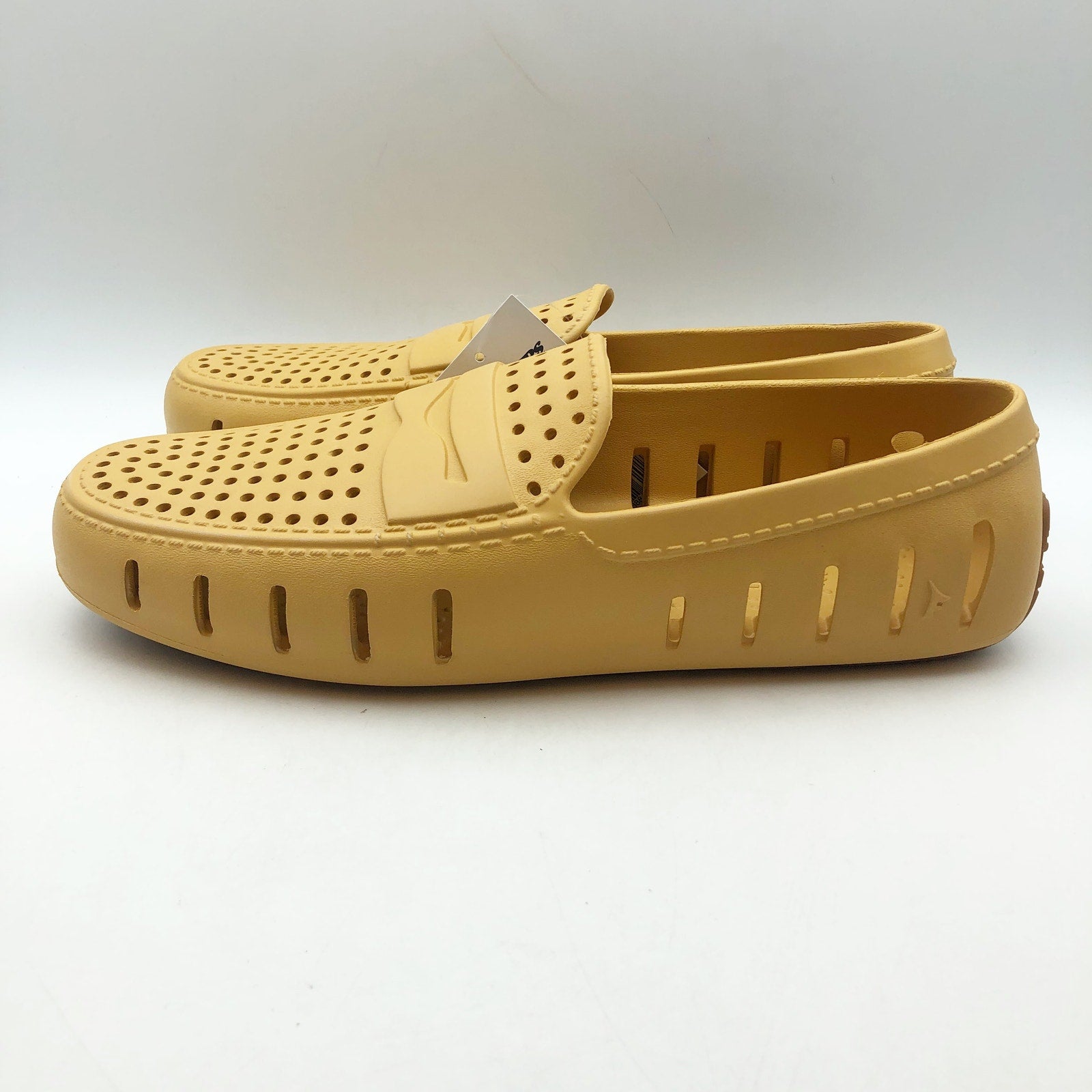 Floafers Mens Country Club Driver 2.0 Loafer Size 11 Yellow Dunne Gum NWT