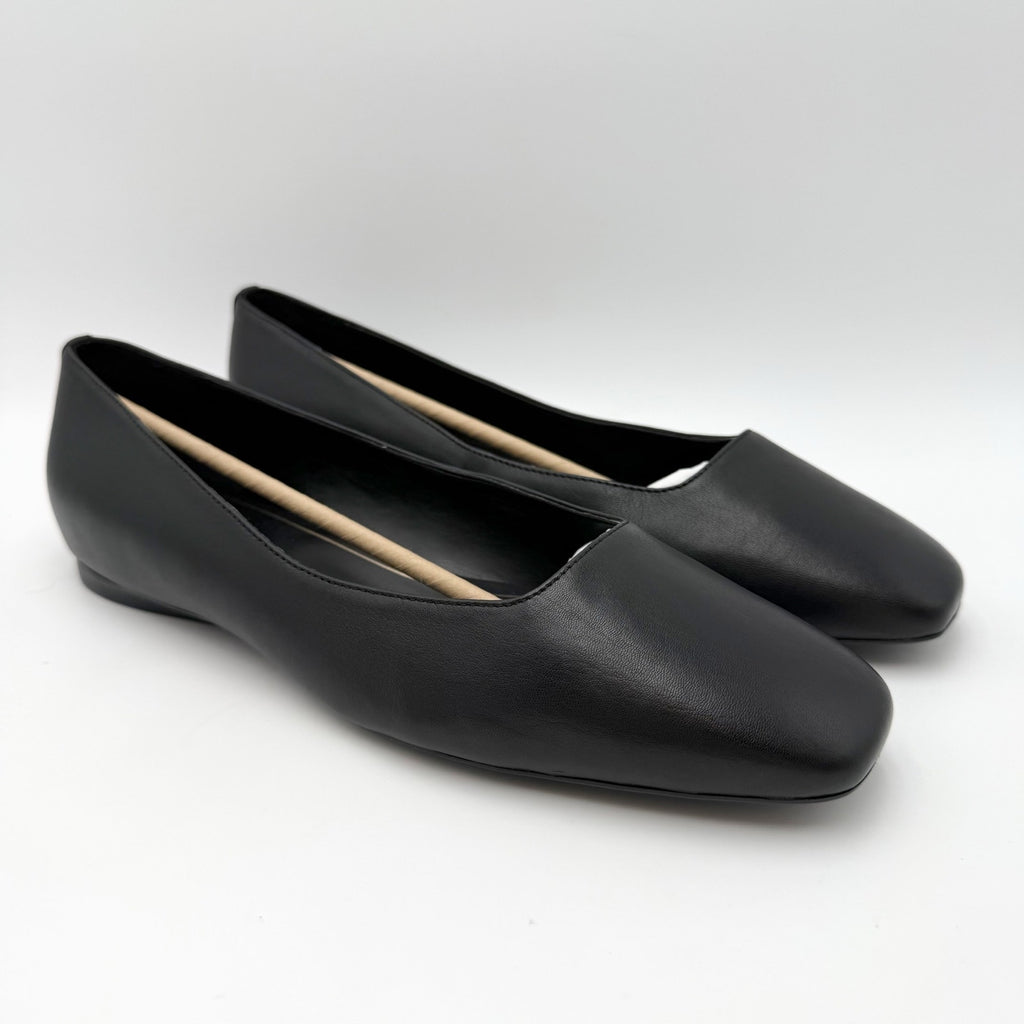 Naturalizer Womens Chelsea Ballet Flats Size 9 M Black Leather NWOB