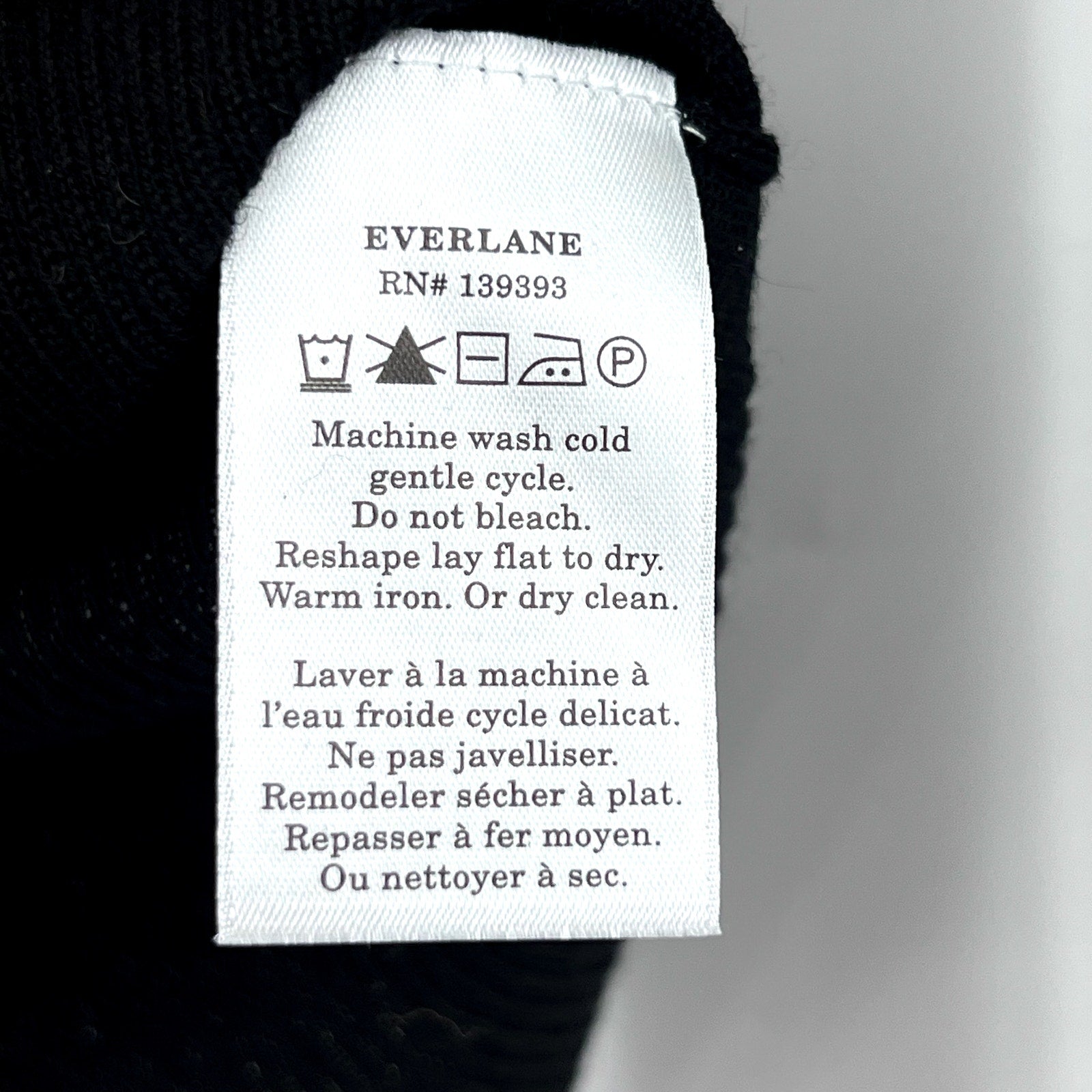 EVERLANE Women's The Long-Sleeve Sweater Tee Small Black Ultrafine Merino NWT