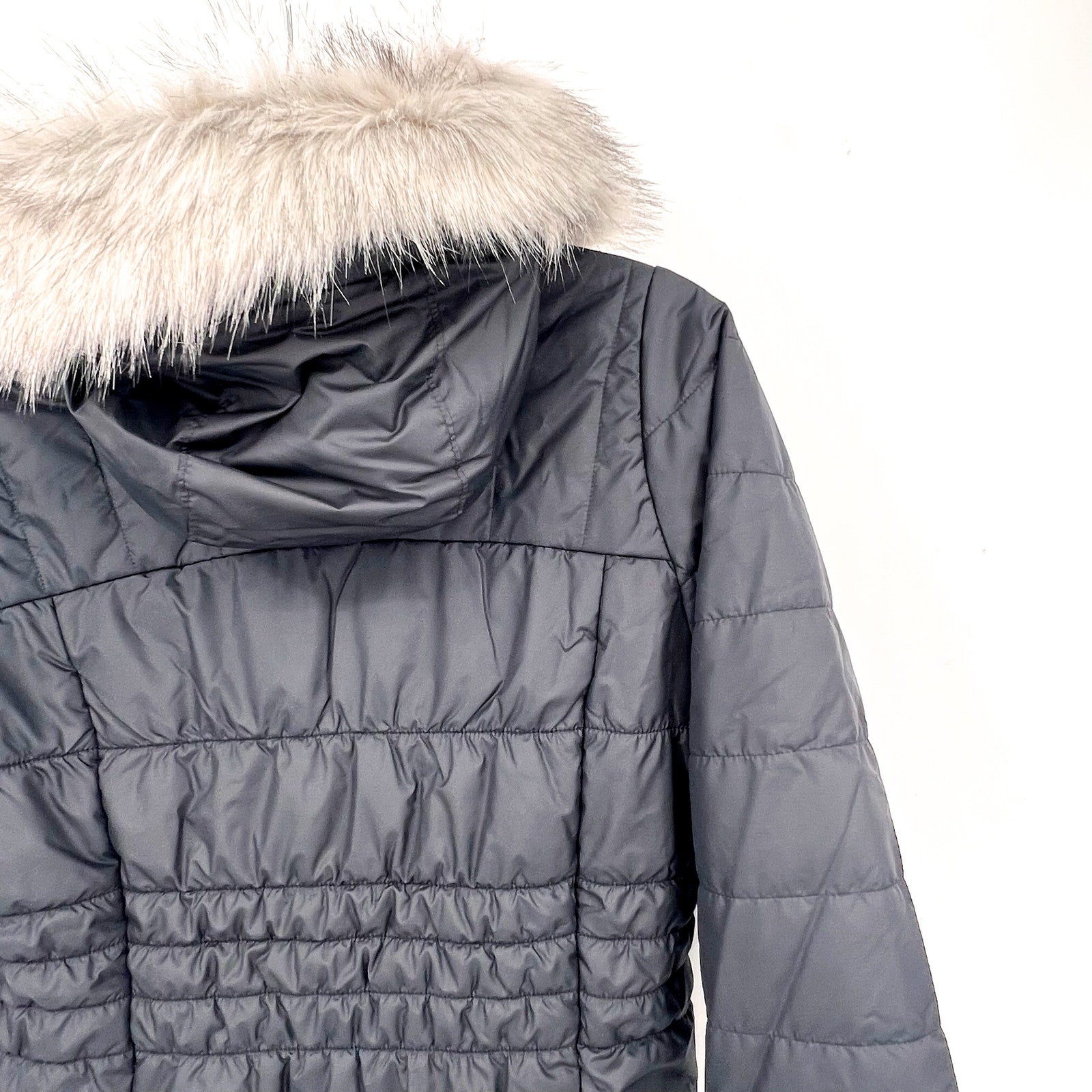 COLUMBIA Women's Sparks Lake III Jacket Medium Black Faux Fur Hood NWOT