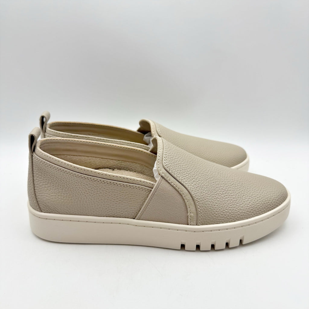 Vionic Womens Cambria Slip On Casual Loafers Size 7 Oatmeal Beige Leather NIB