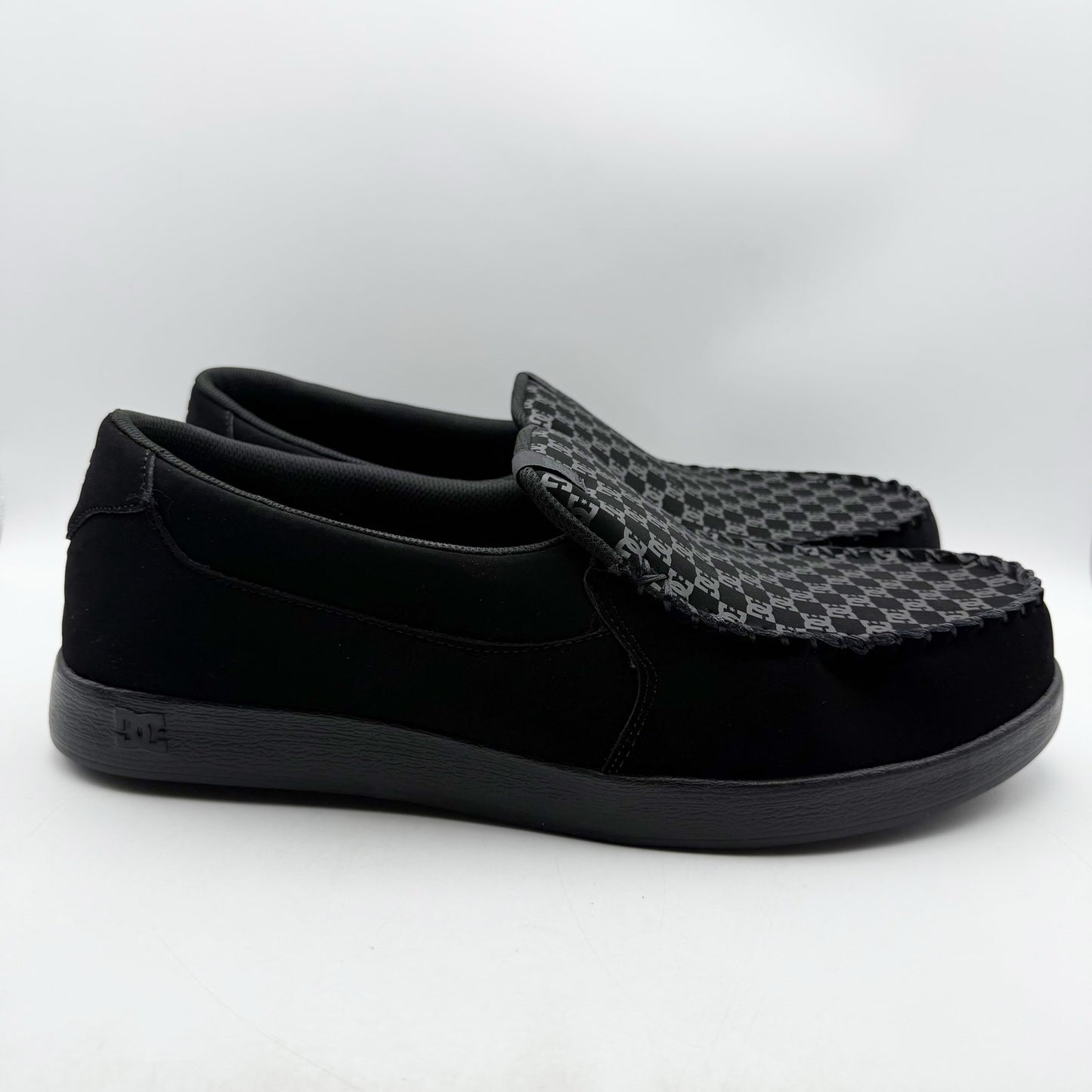 DC Mens Villain 2 Slip On Sneakers US 18 EU 55 Black Leather NIB