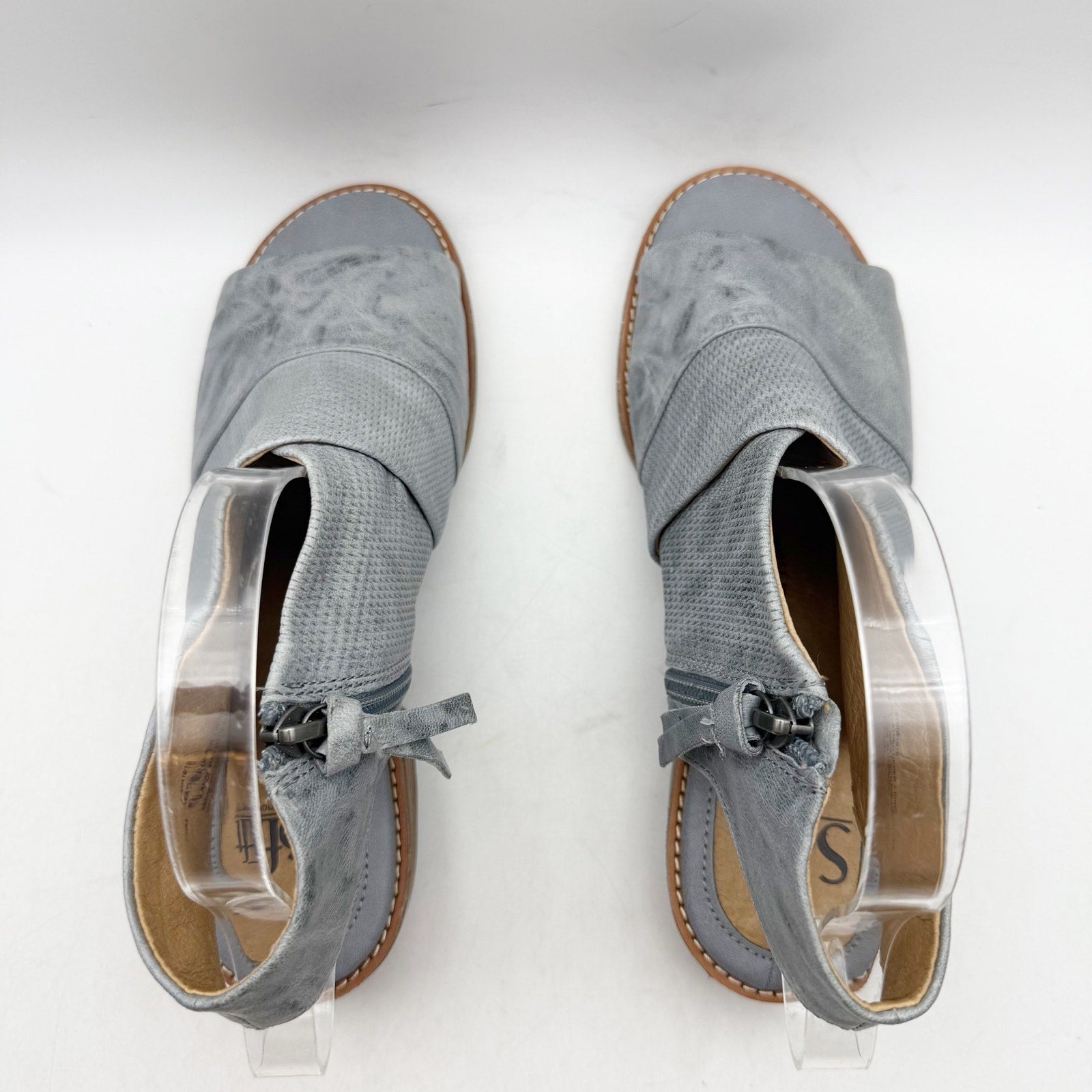 SOFFT Womens Natalia Heeled Sandals Size 7.5 M Grey Blue Suede NWOB