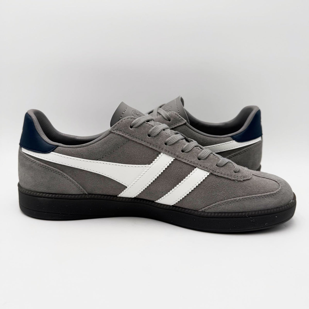 Gola Mens Viper Casual Sneakers Size 11 EU 44 Grey White Suede NWOB