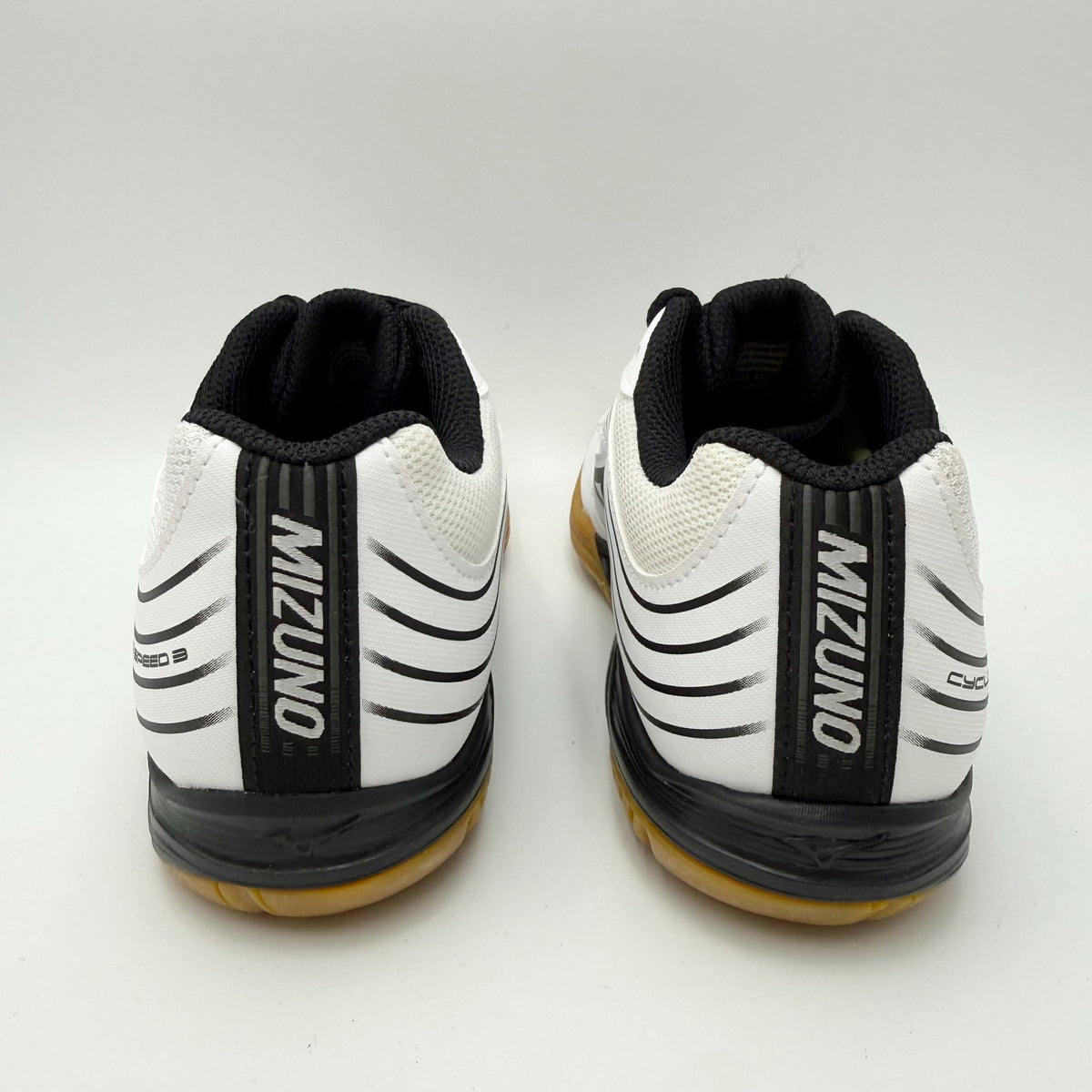 MIZUNO Womens Cyclone Speed 3 Volleyball Shoe Size 6 White Black Lace Up NWOB