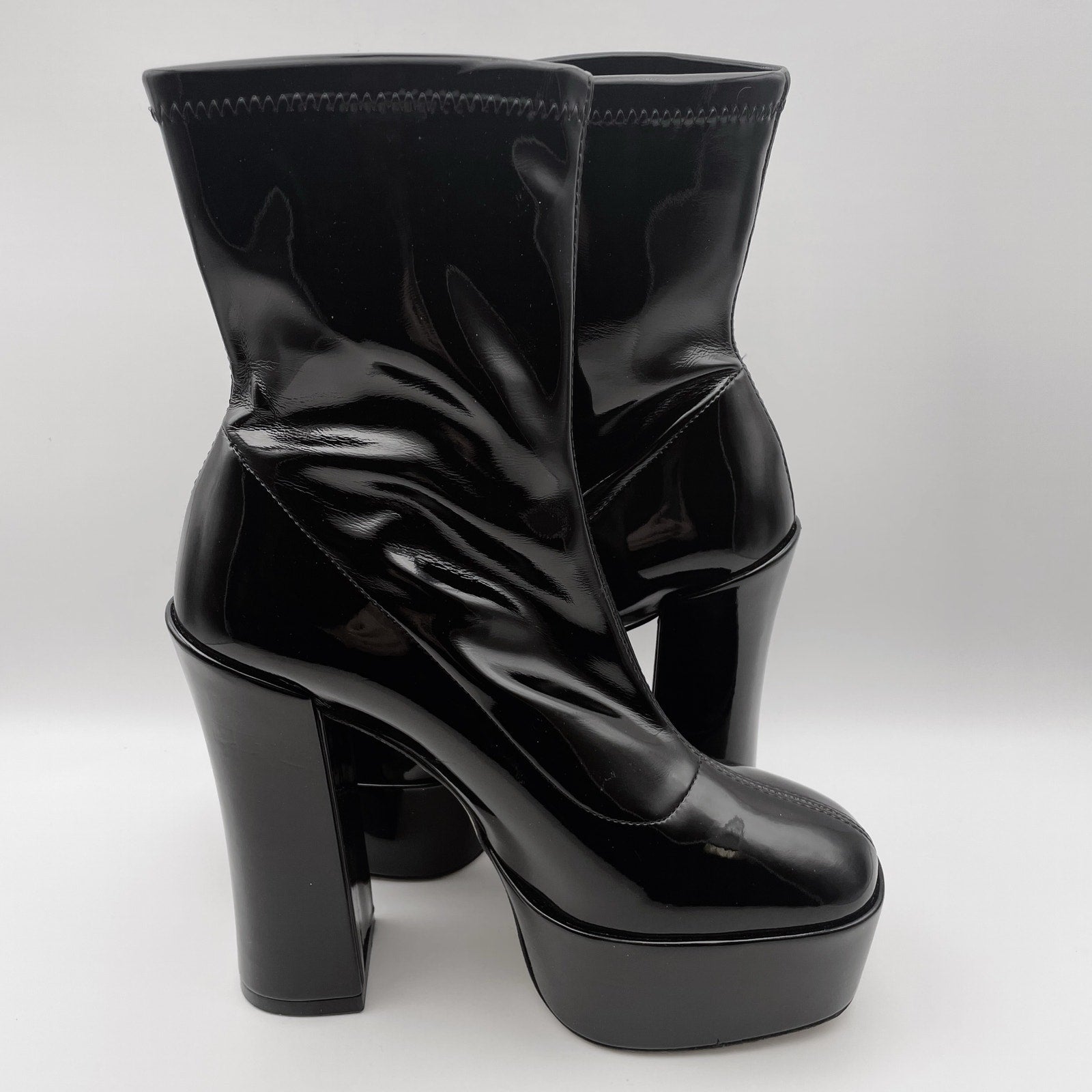 Stuart Weitzman Women's Skyhigh 145 Platform Bootie Size 10 Black