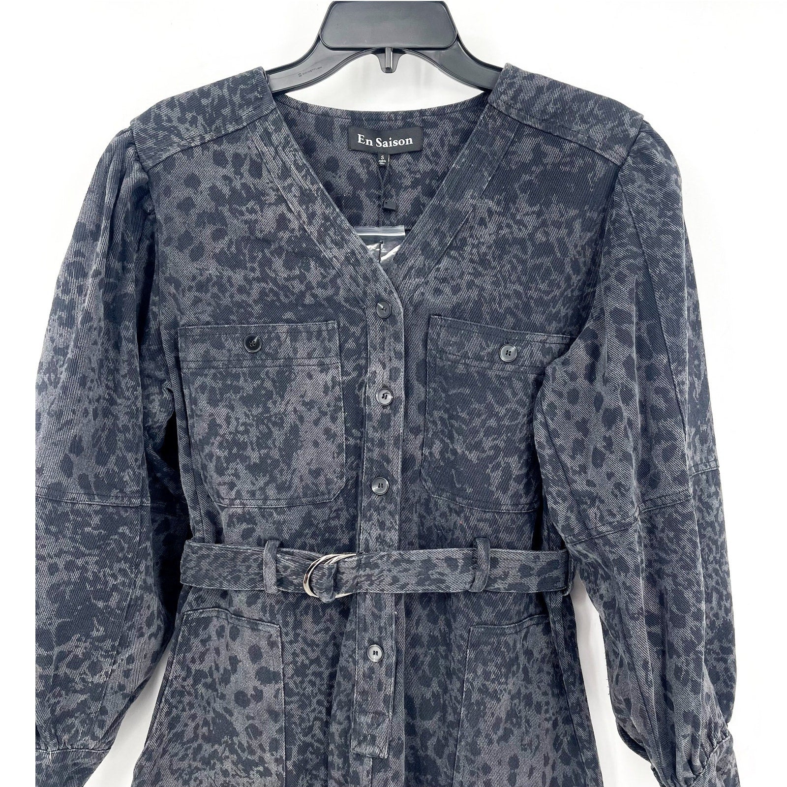 EN SAISON Womens Harlow Denim Romper Small Grey Charcoal Animal Print Belted NWT
