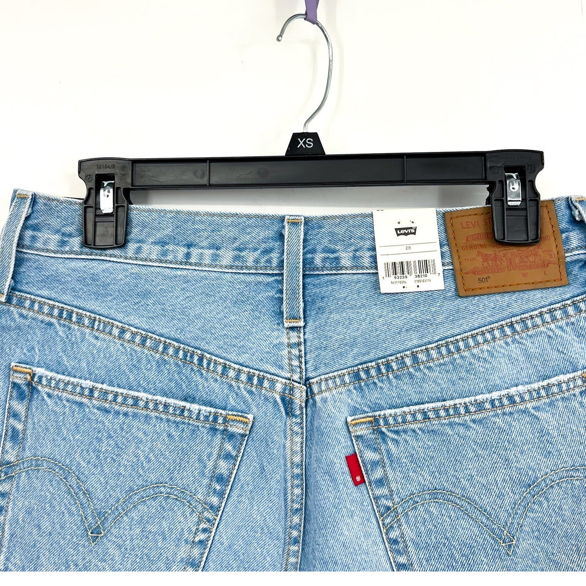 LEVI'S Womens 501 Original Fit Denim Shorts Size 28 US 6 Blue 56327-0086 NWT