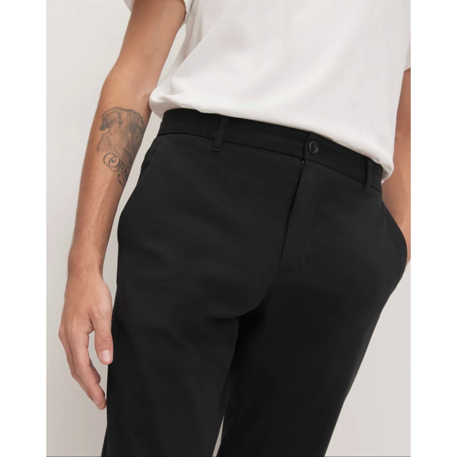 EVERLANE Uniform Mens Performance Chino Pants 35x34 Black Athletic Fit NWT