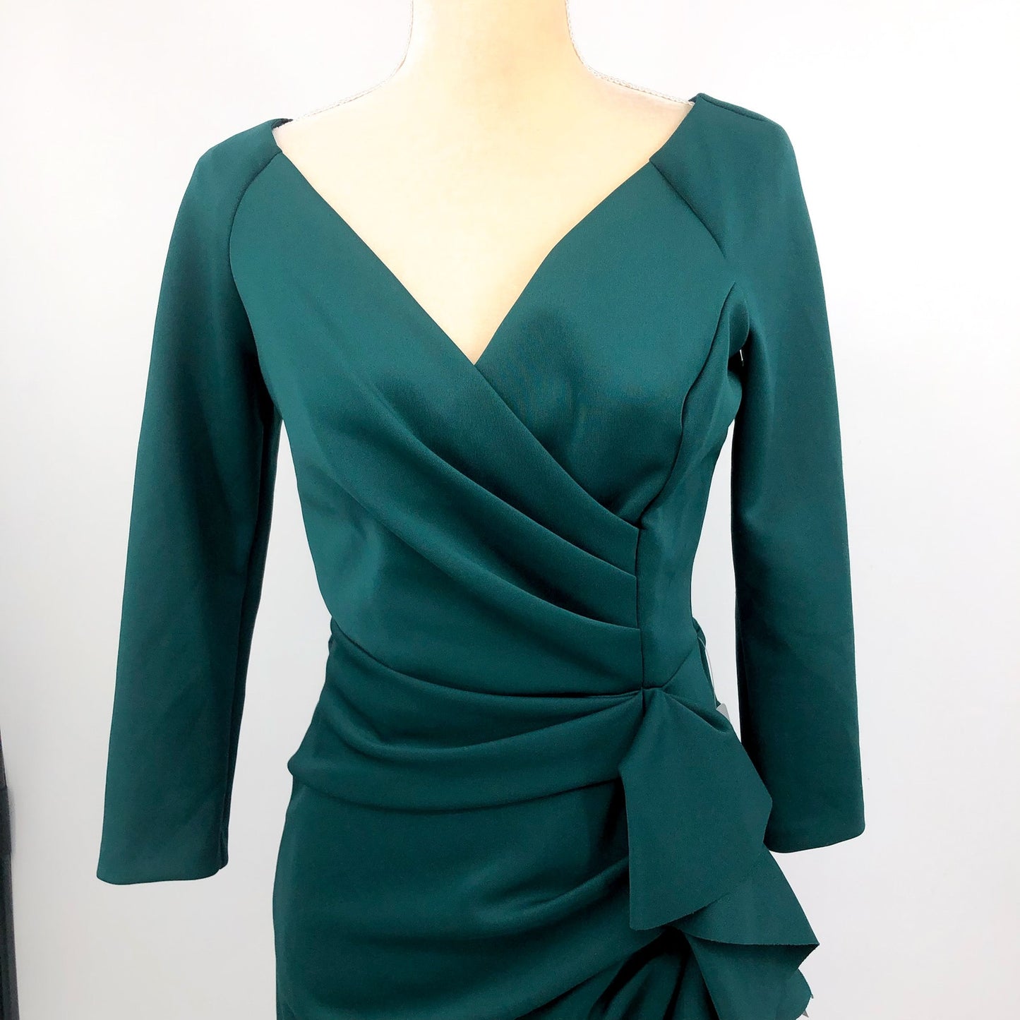 ALEX EVENINGS Allie Short Scuba Dress Size 6 Hunter Green Ruffle Long Sleeve NWT