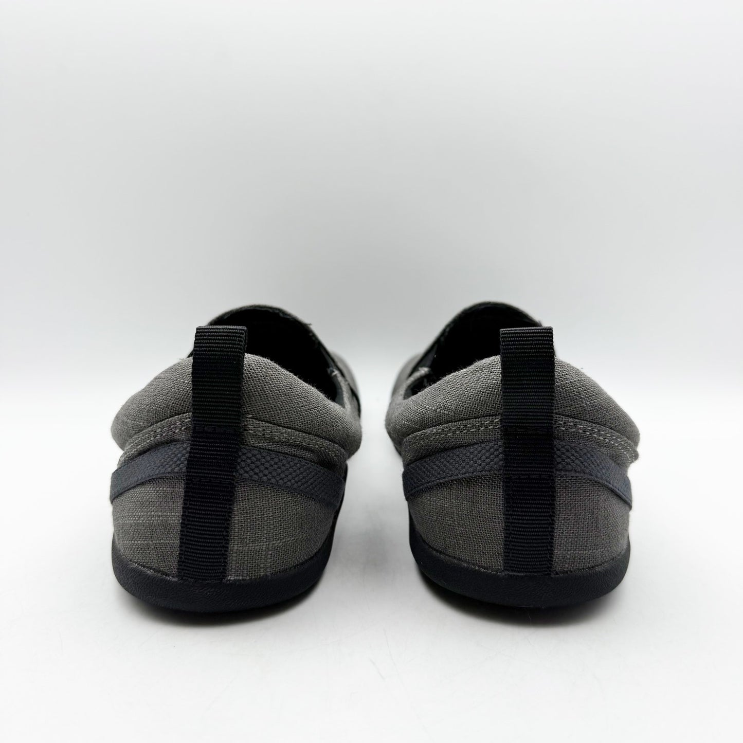 Xero Mens Aptos Slip On Sneakers US 9.5 EU 42.5 Grey Lightweight Hemp Canvas NIB