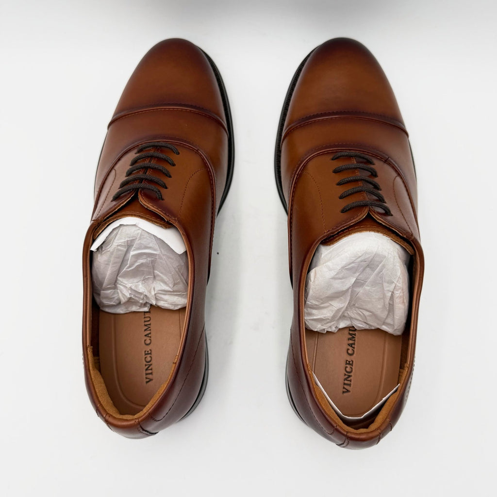 Vince Camuto Mens Urii Cap Toe Oxfords Size 9 EU 42 Saddle Brown Leather NIB