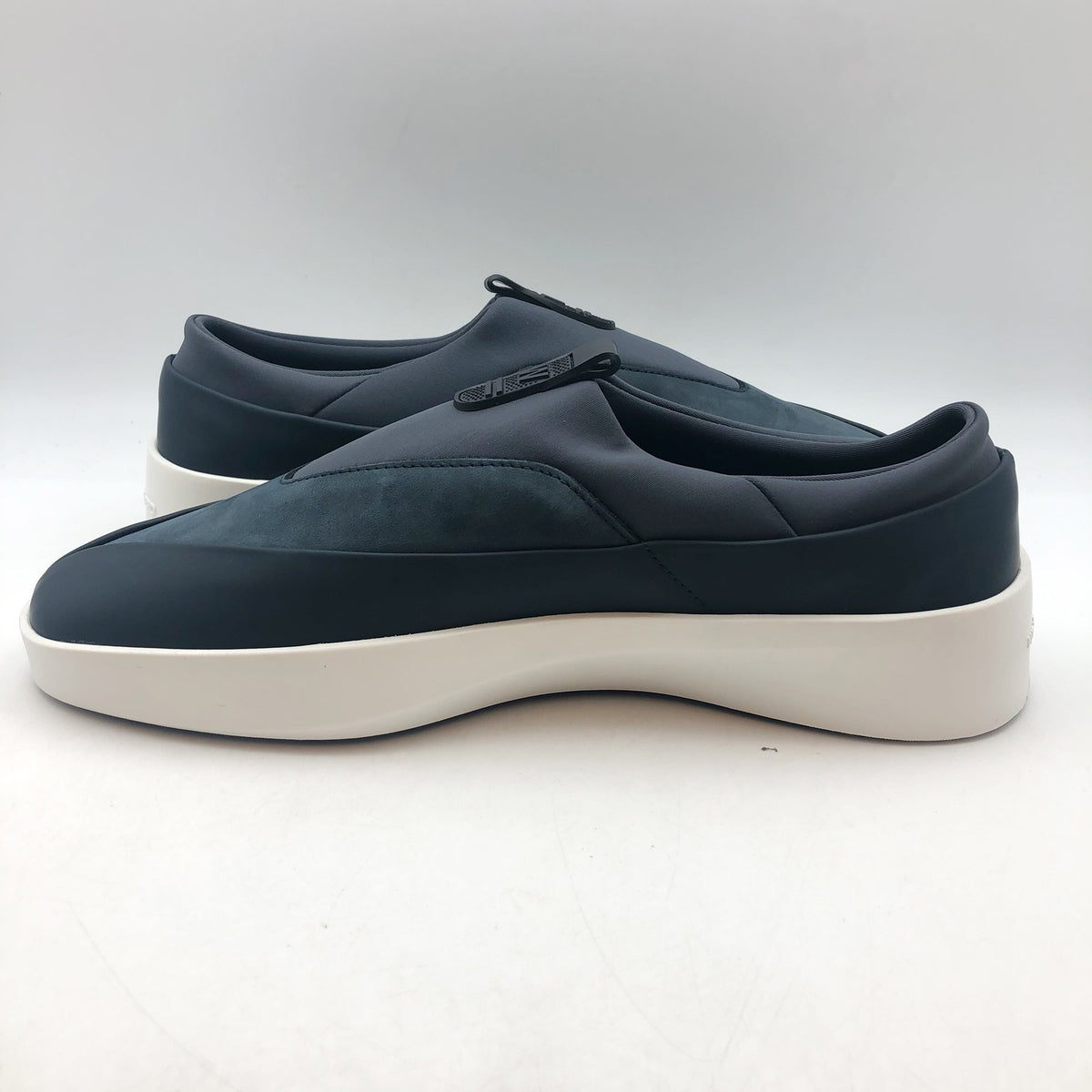 Wolf & Shepherd Cruise Tre Slip On Sneaker MENS 7.5 WOMENS 9 Blue Leather NIB