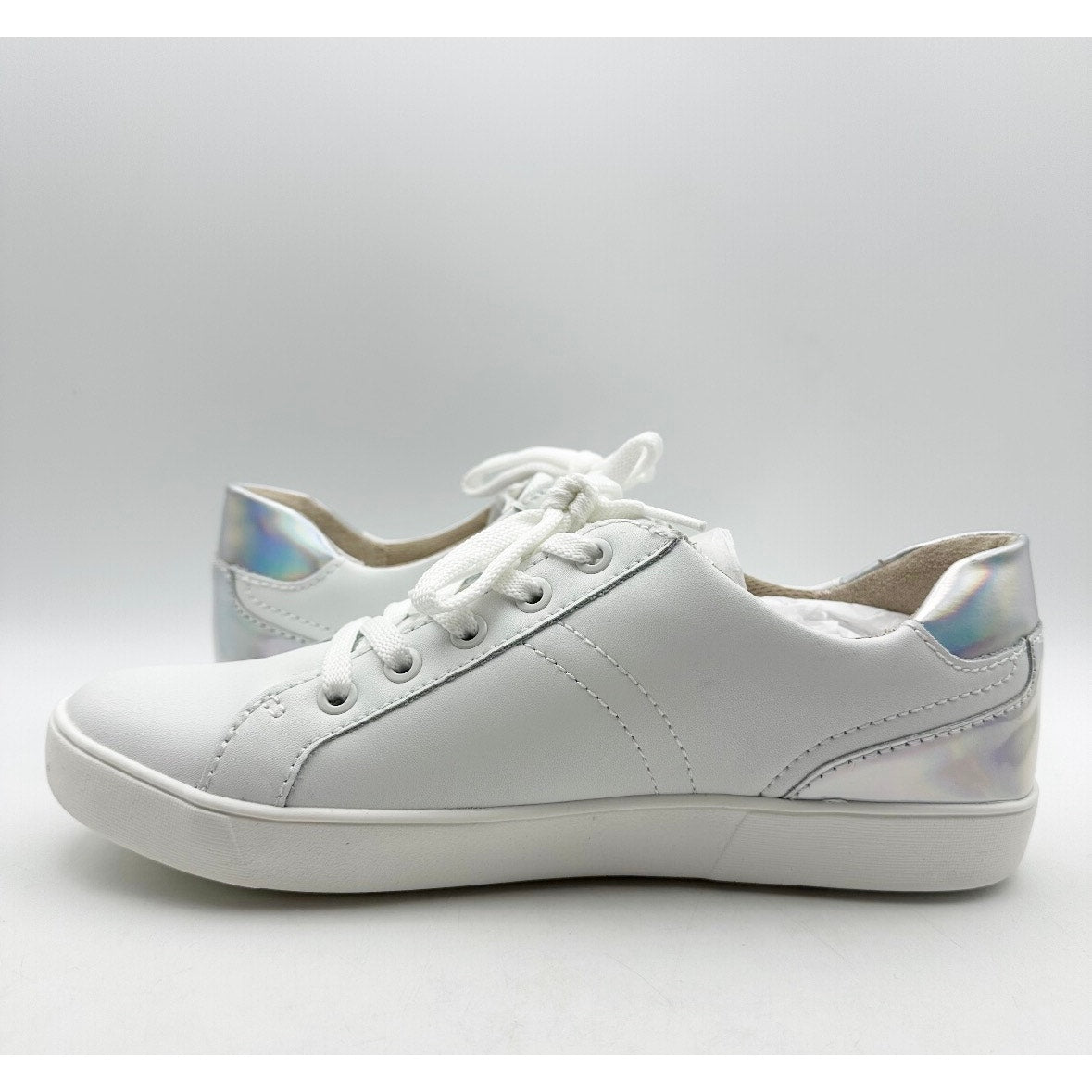 Naturalizer Women's Morrison Casual Sneakers Size 9 M White Silver Leather NIB