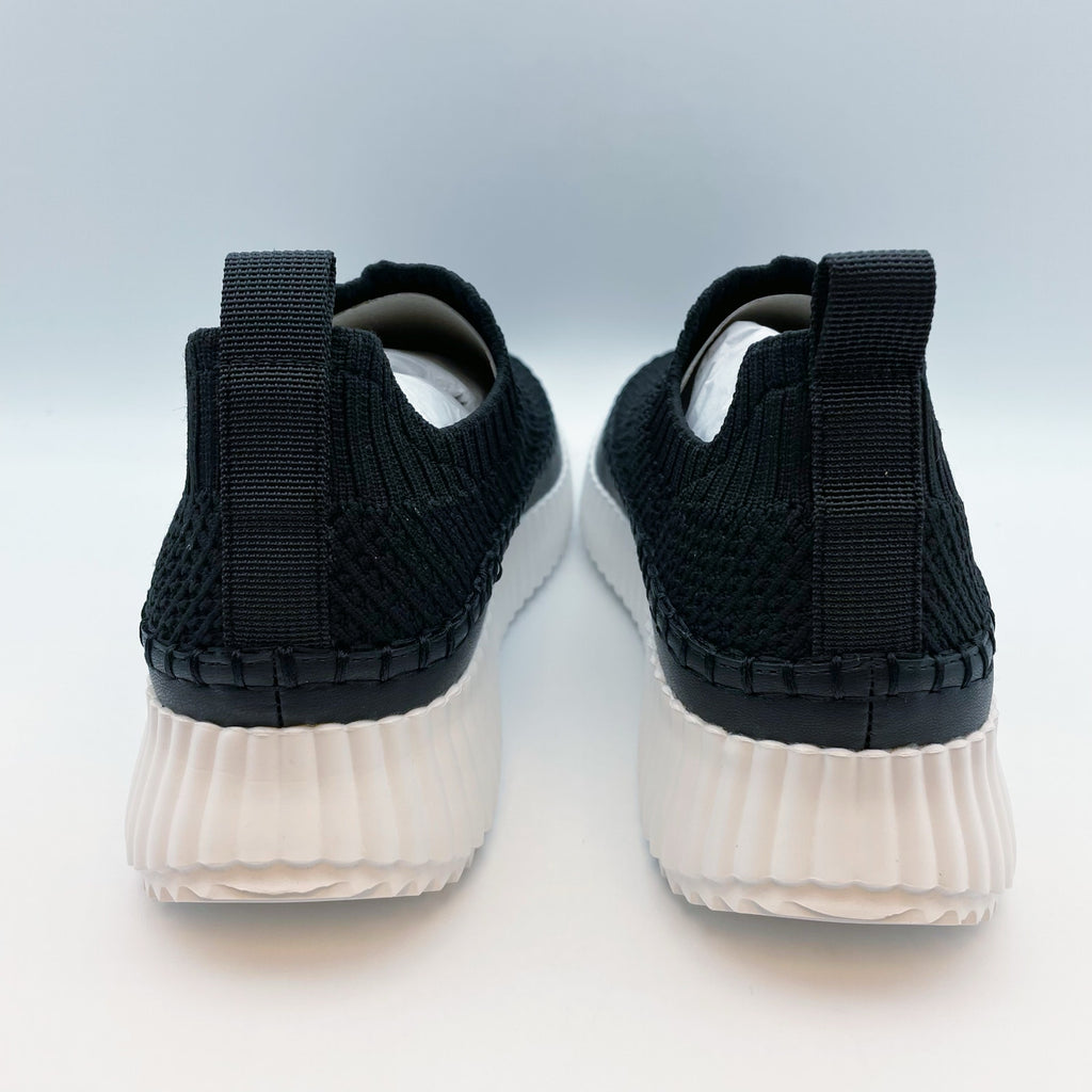 Steve Madden Womens Samarah Sneaker US 8.5 M Black Knitted Pull-On Closure NIB