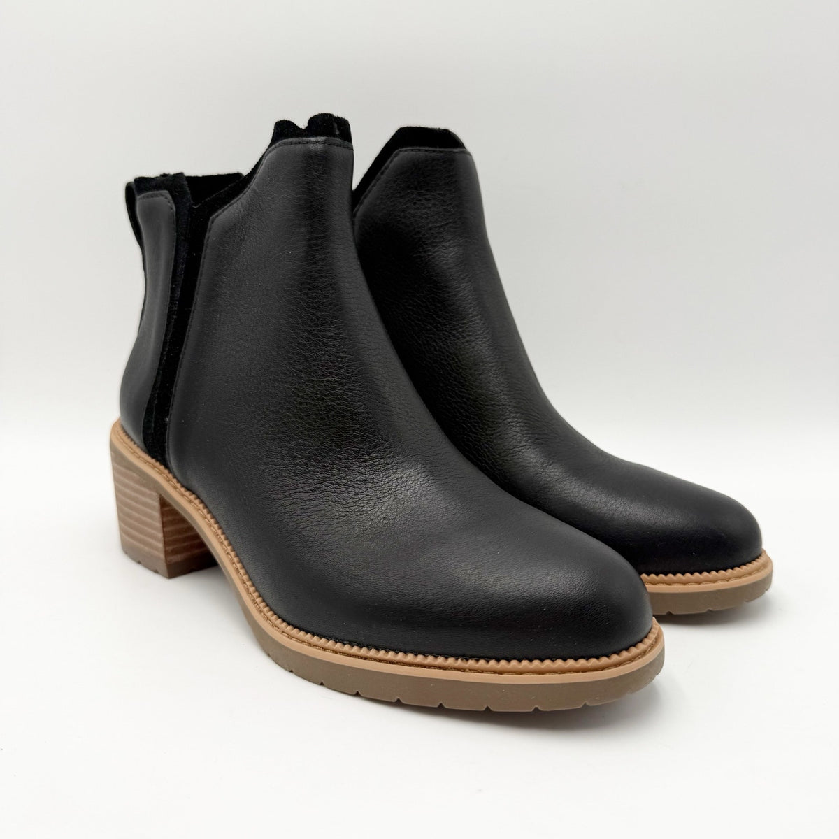 TOMS Womens Hailey Ankle Booties Size 7.5 Black Leather Water Resistant NIB