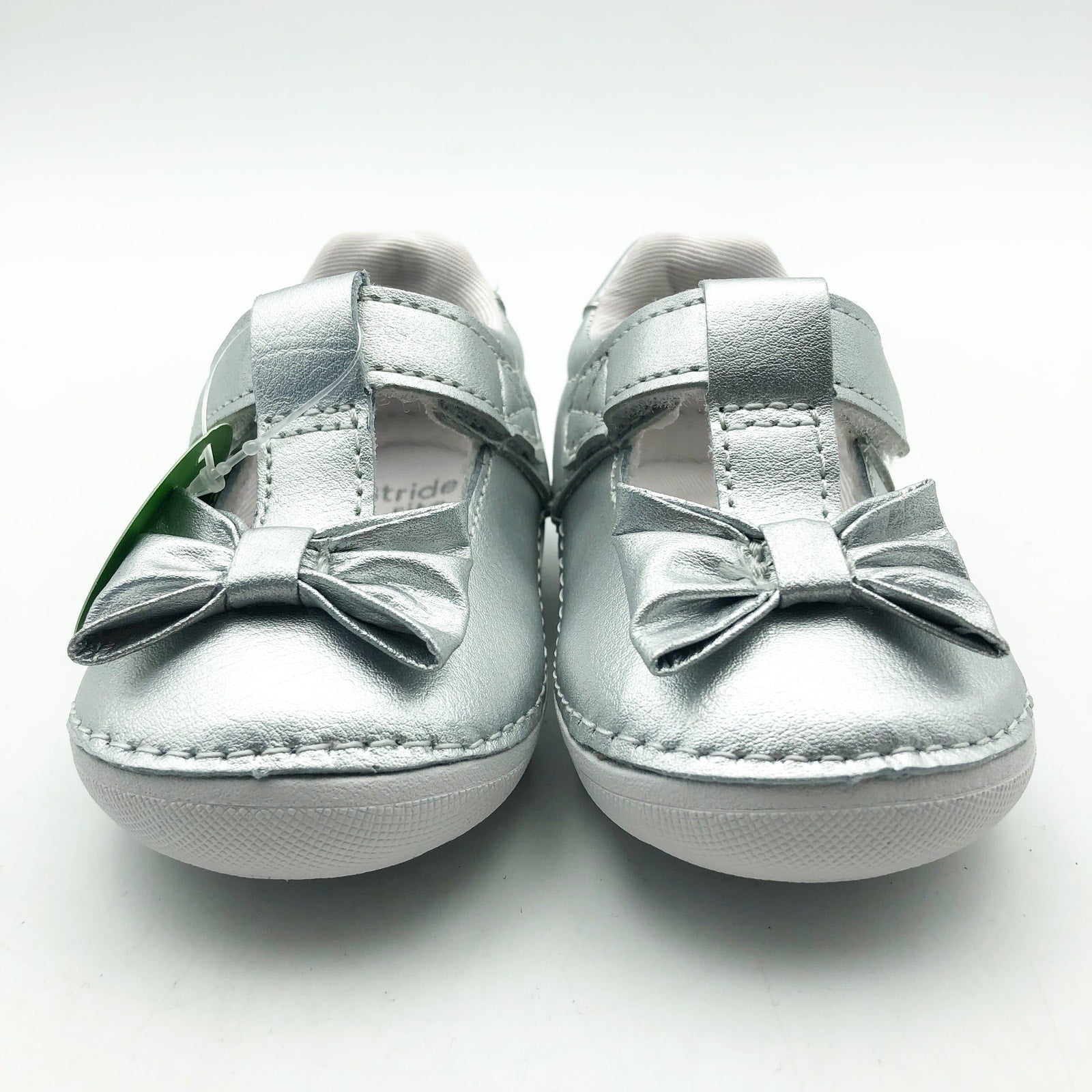 Stride Rite Girls Ashtyn Mary Janes Baby/ Toddler Size 6 Silver Shoes NIB