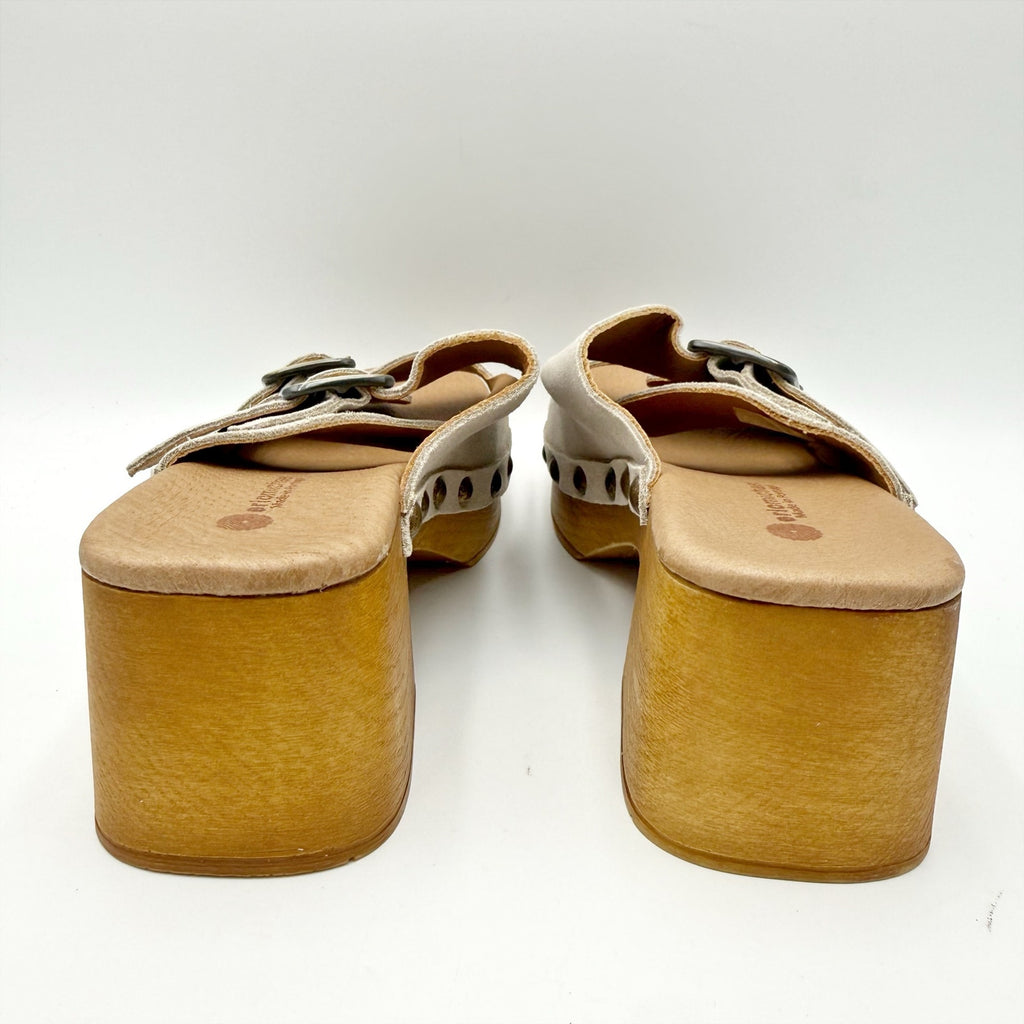 Eric Michael Womens Austin Clogs Sandals EU 38 US 7-7.5 Beige Grey Suede NWOB