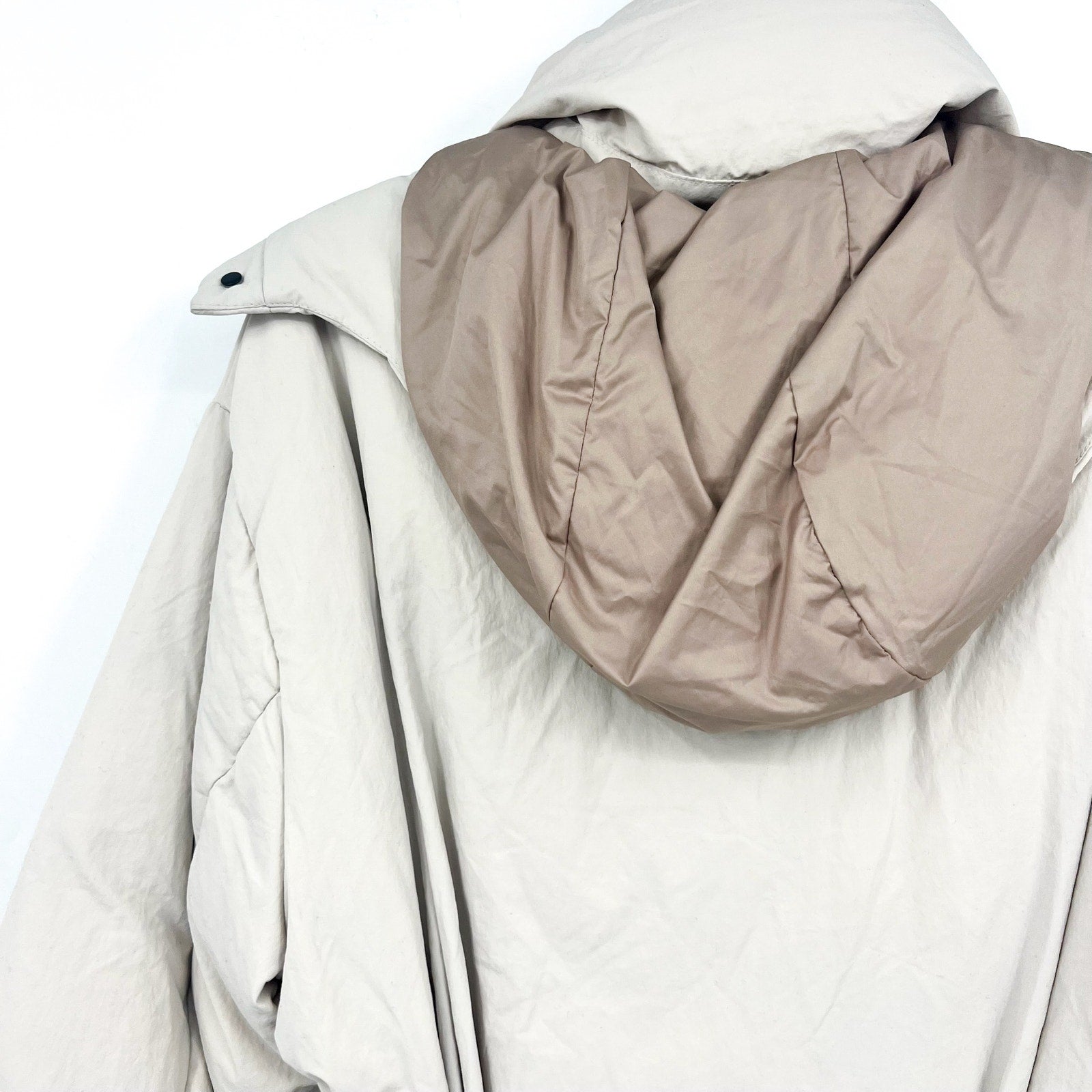 Everlane Womens The Duvet Down Puffer Coat Medium Cream Down Long Belted NWT