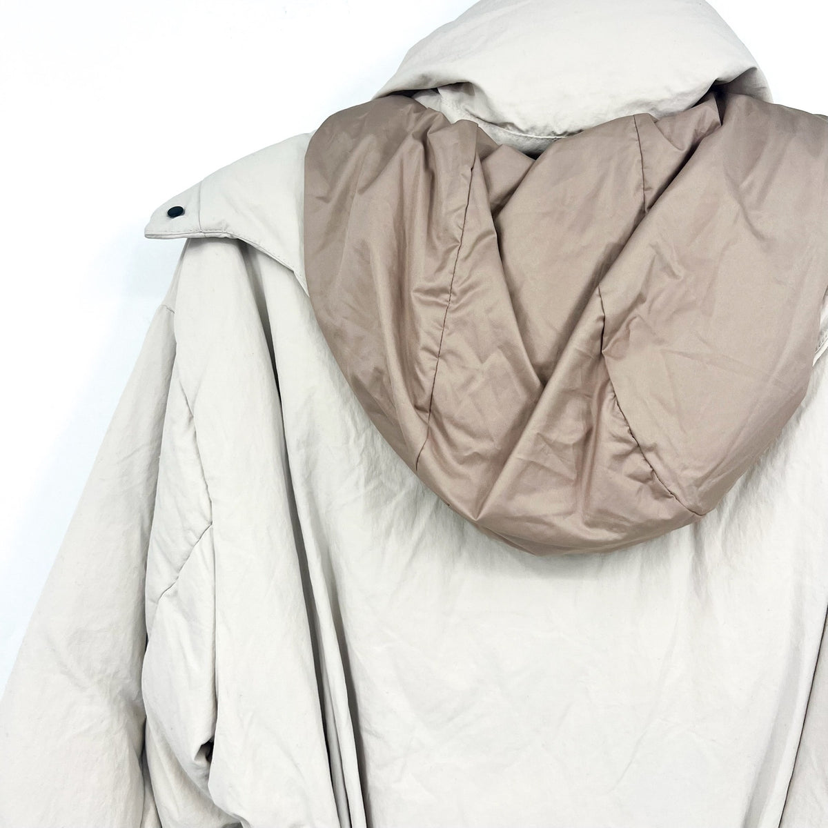 Everlane Womens The Duvet Down Puffer Coat Medium Cream Down Long Belted NWT