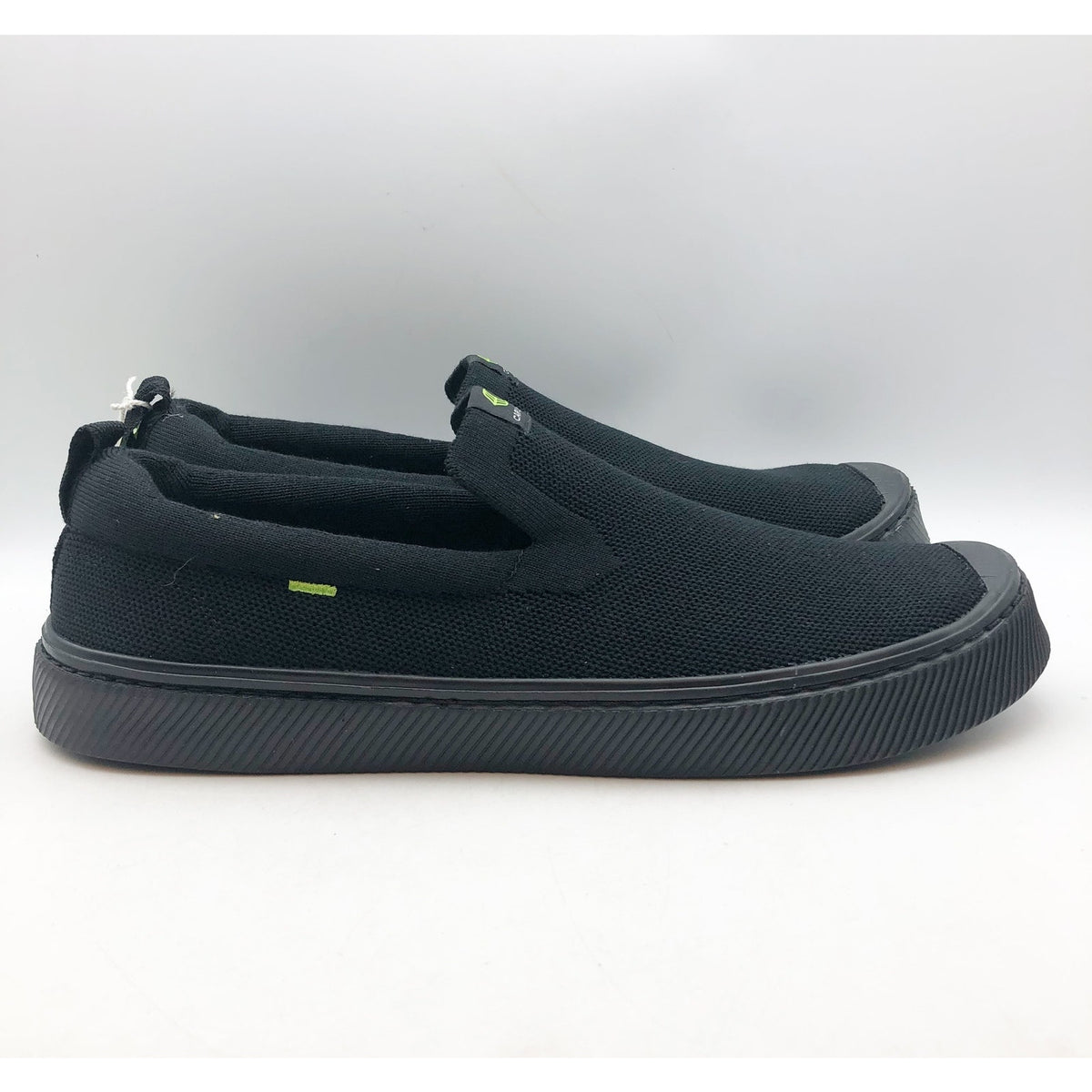 Cariuma Men's IBI Slip On Sneakers Size 11.5 All Black Knit Bamboo NIB