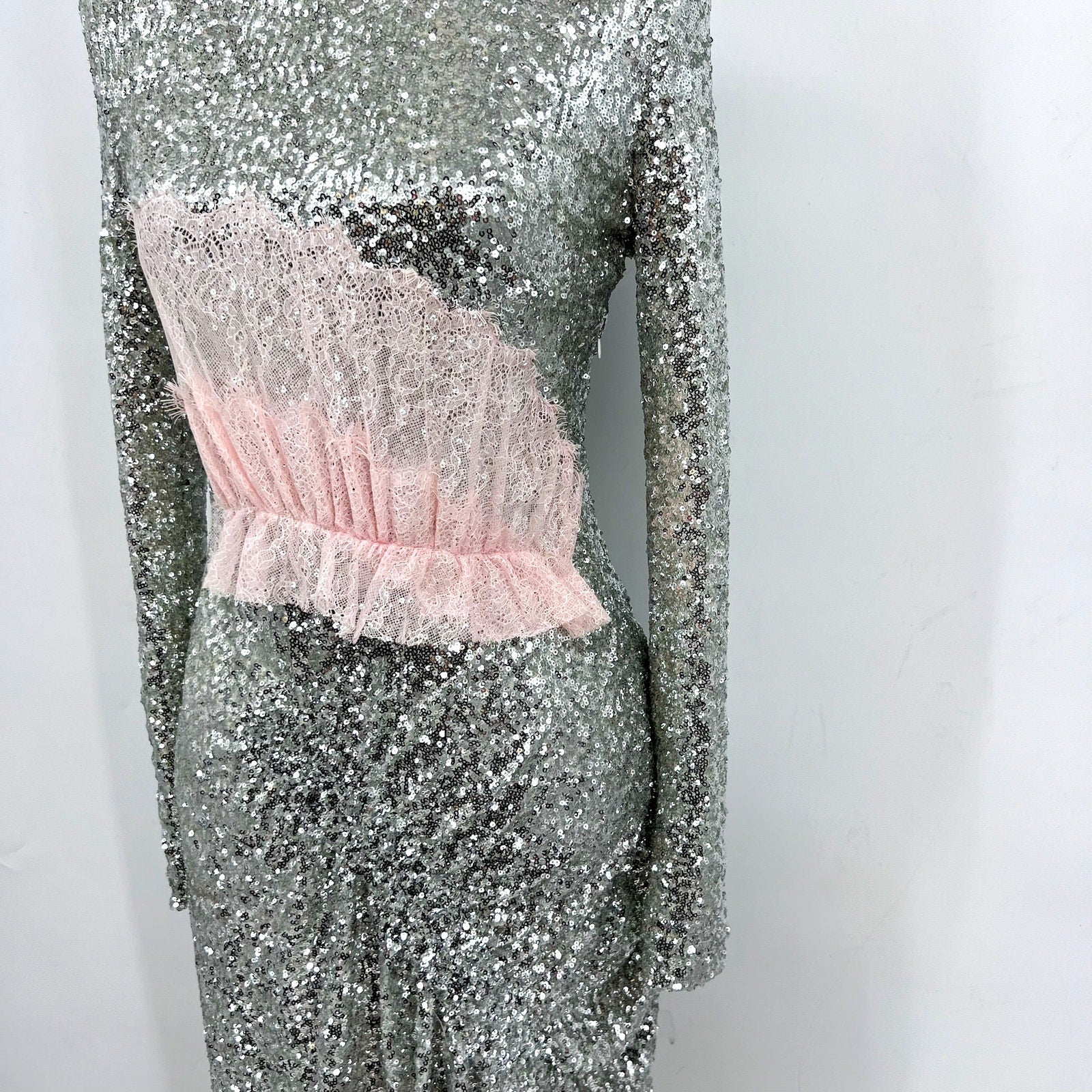 PREEN BY THORNTON BREGAZZI Welda Sequin Dress Medium Silver Long Sleeve NWOT