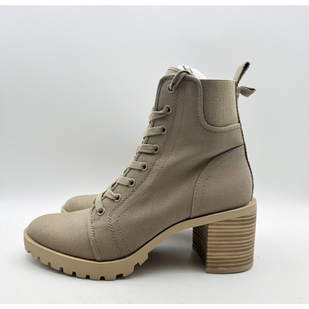 Dolce Vita Womens Combat Boots Size 8.5 Light Tan Canvas Stacked Heel NWOB