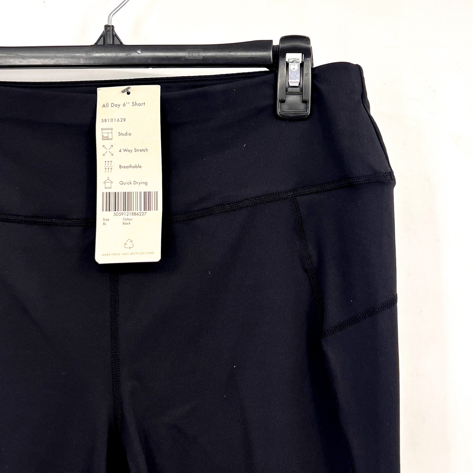 SWEATY BETTY Women's All Day 6" Shorts XL Black Athletic Stretch NWT