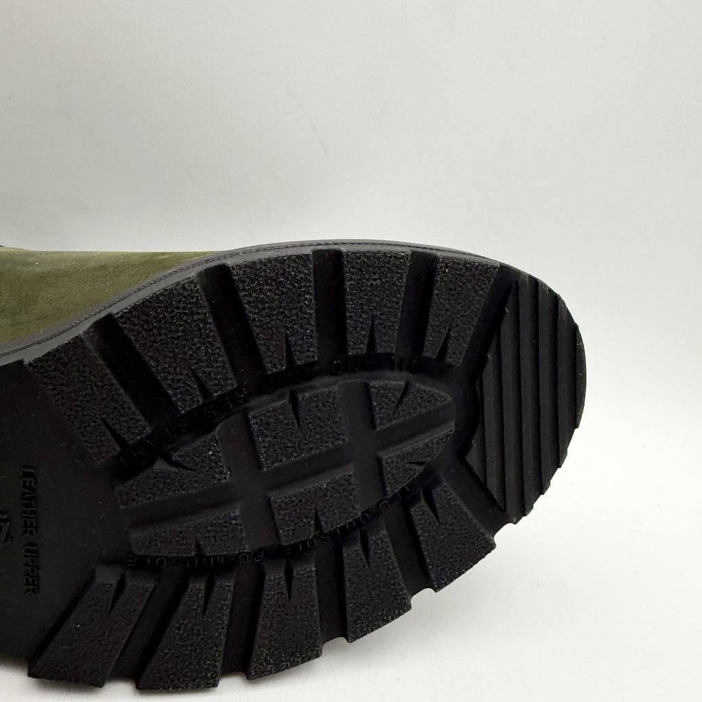 Blundstone Womens BL2442 Chelsea Boots US 7 Green Leather Water Resistant NWOB