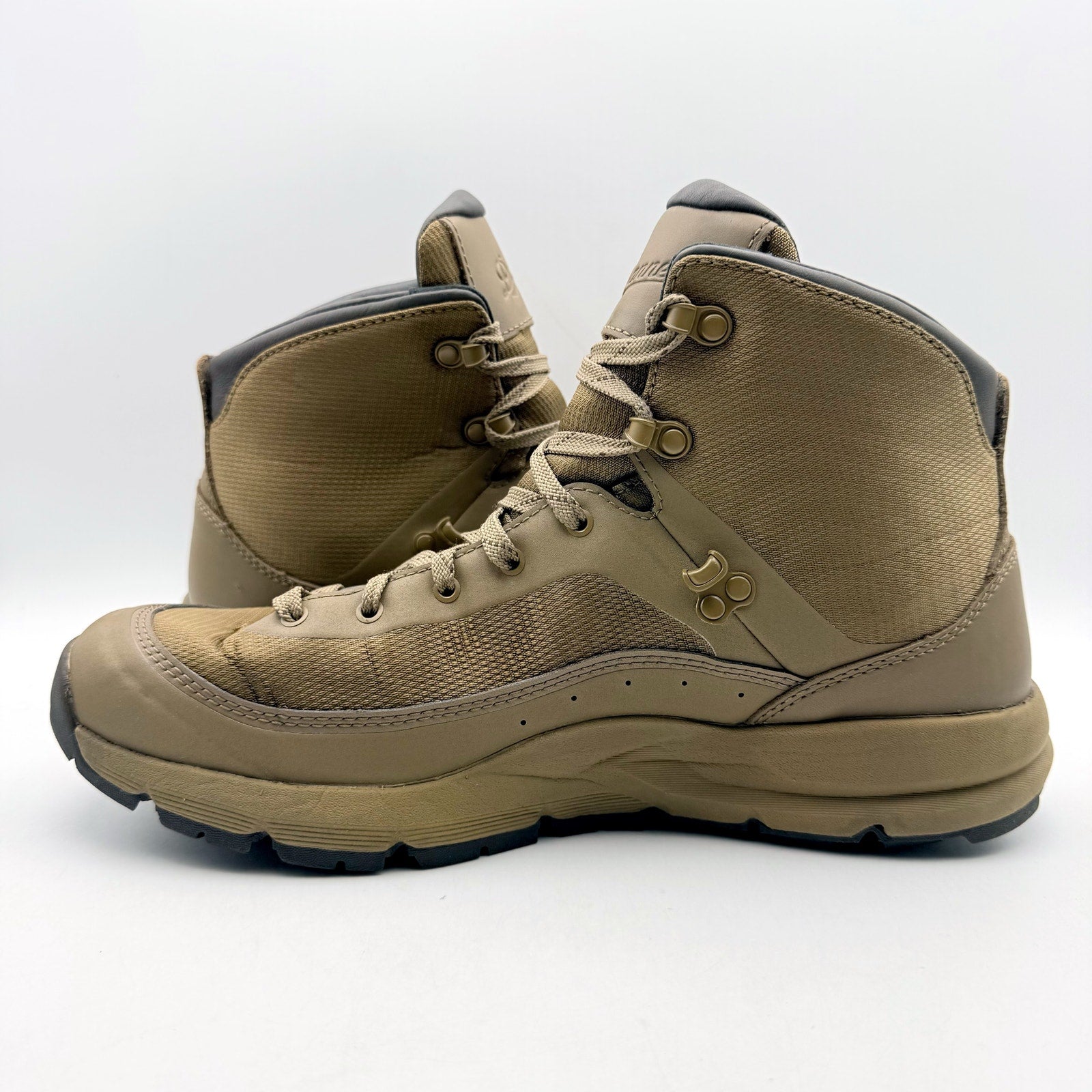 Danner Mens Traverser 600 Climbing Boots US 11.5 Brown Leather Water Resist NWOB