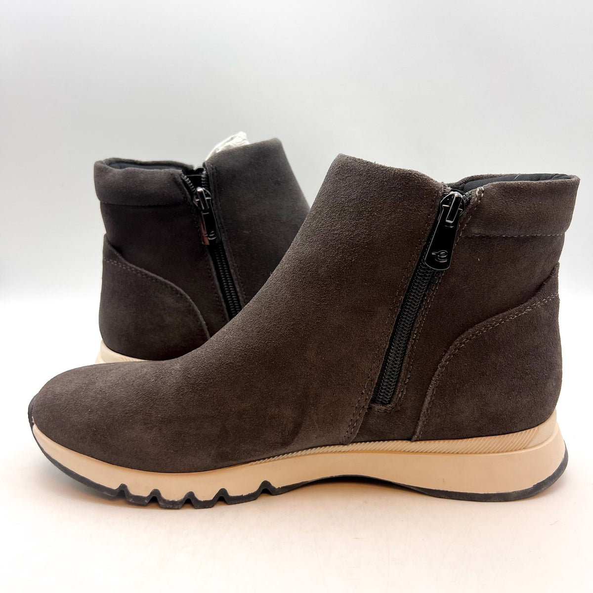 EASY SPIRIT Women's Ives Casual Dress Boots Size 8M Gray Suede Waterproof NWOB