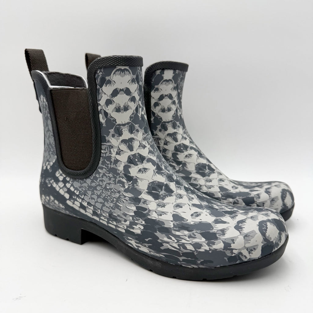 Chooka Womens Eastlake Chelsea Rain Ankle Boot Size 6 Grey Snake Waterproof NWT