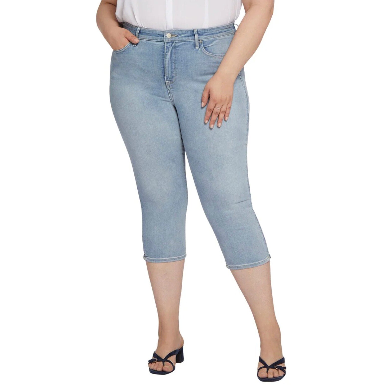 NYDJ Curves 360 Womens Slim Straight Crop Jeans Size 16 Charmed Light Blue NWT
