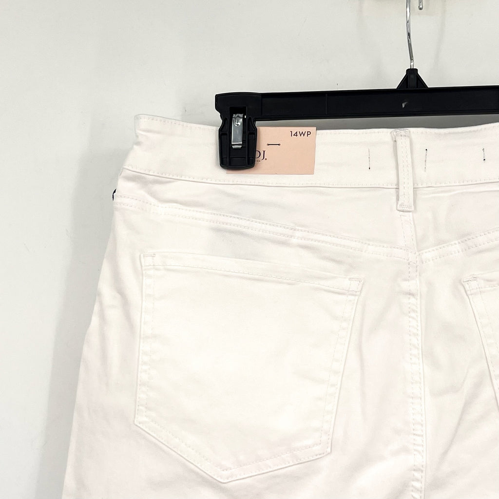 NYDJ Womens Ella Denim Shorts Size 14W PETITE Optic White 8" Inseam NWT