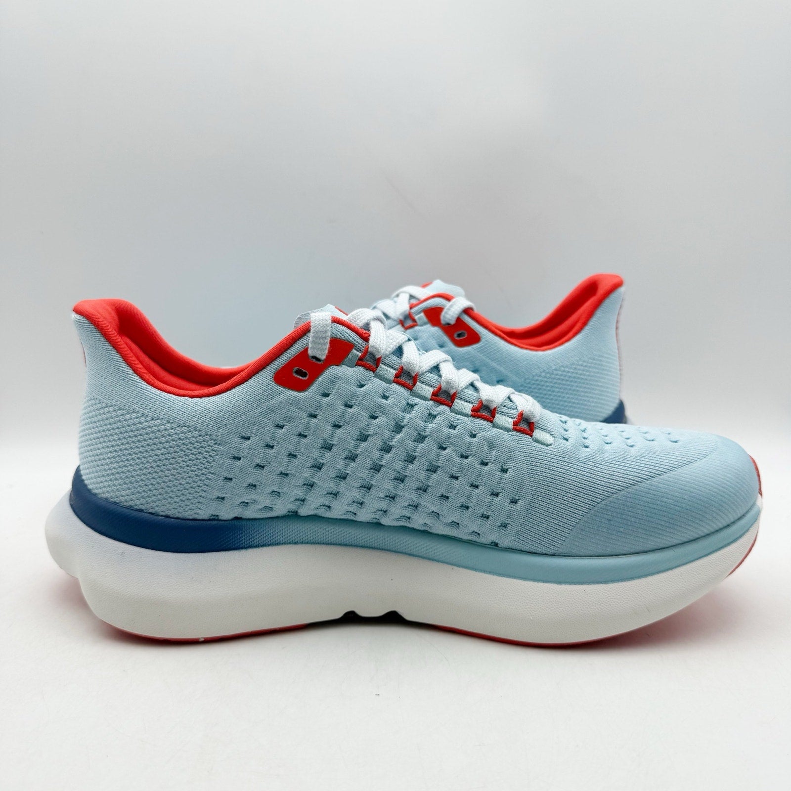 Rabbit Womens Dream Chaser Running Shoes US 9 Light Blue Athletic Sneakers NIB