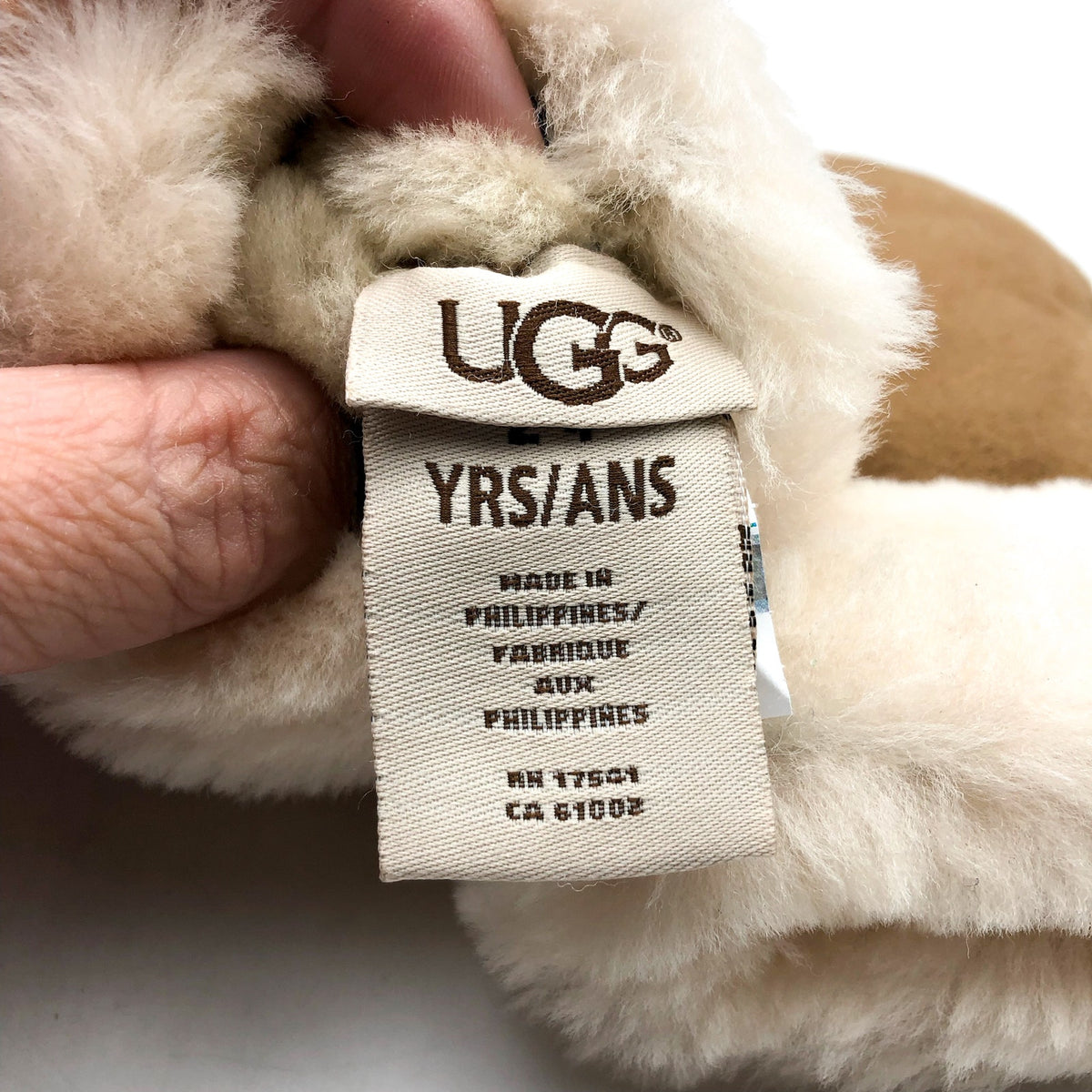 UGG Kid's Sheepskin Mittens Size 2-4 Years Old Tan Winter NWOT