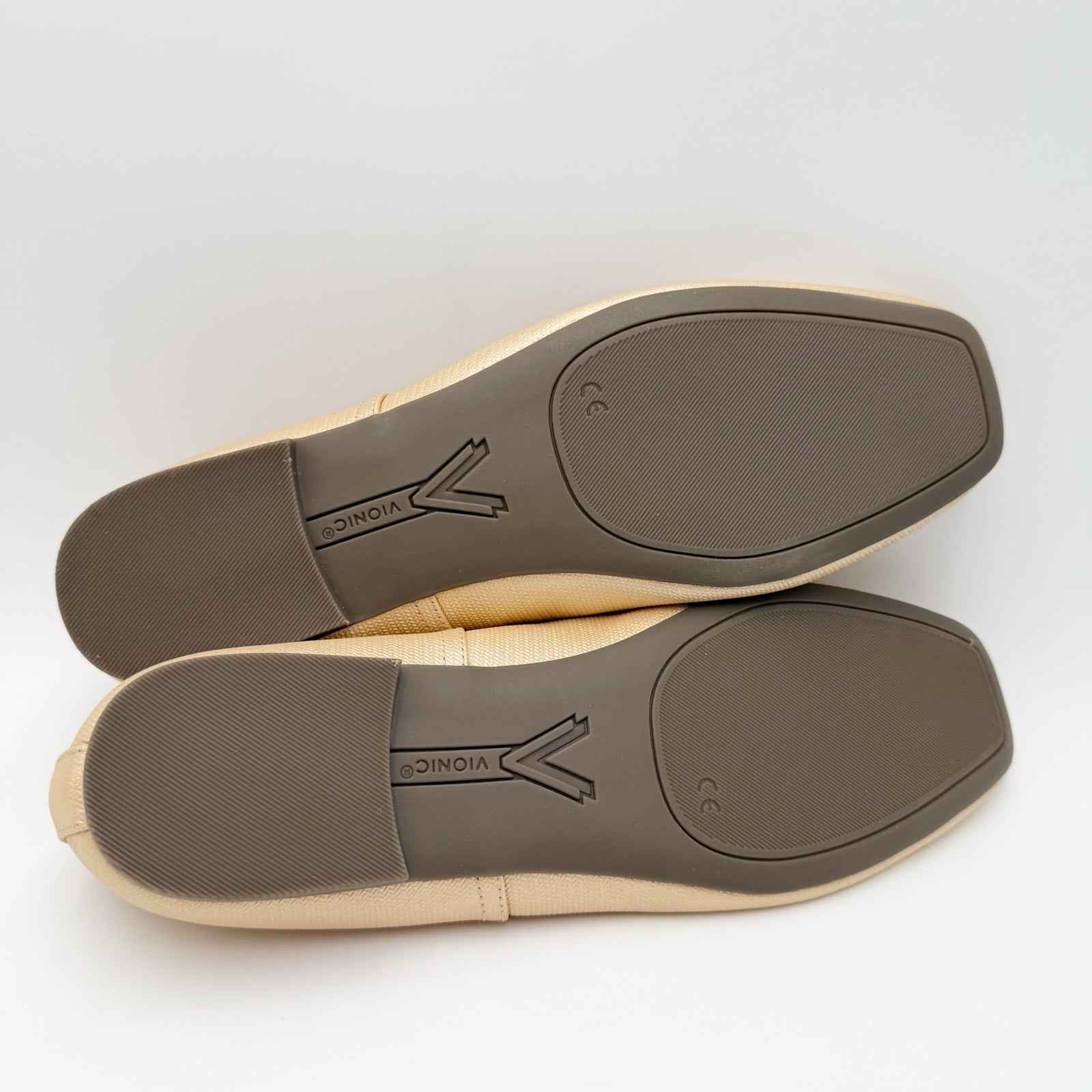 Vionic Womens Orinda Ballet Flats Size 10 EU 41 Gold Leather Slip On NWOB